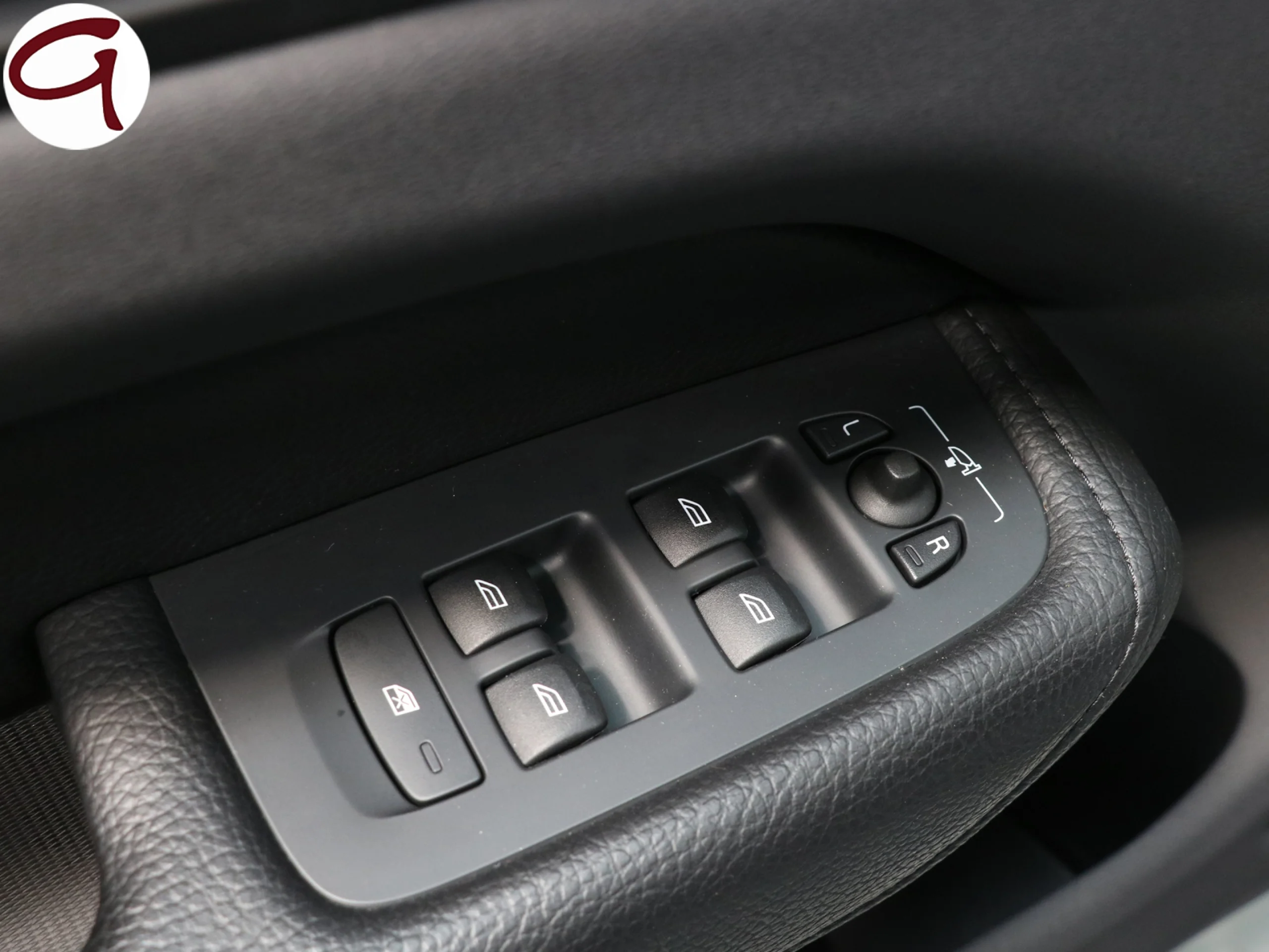 Volvo XC60 T6 Recharge Inscription AWD Auto 250 kW (340 CV) - Foto 34