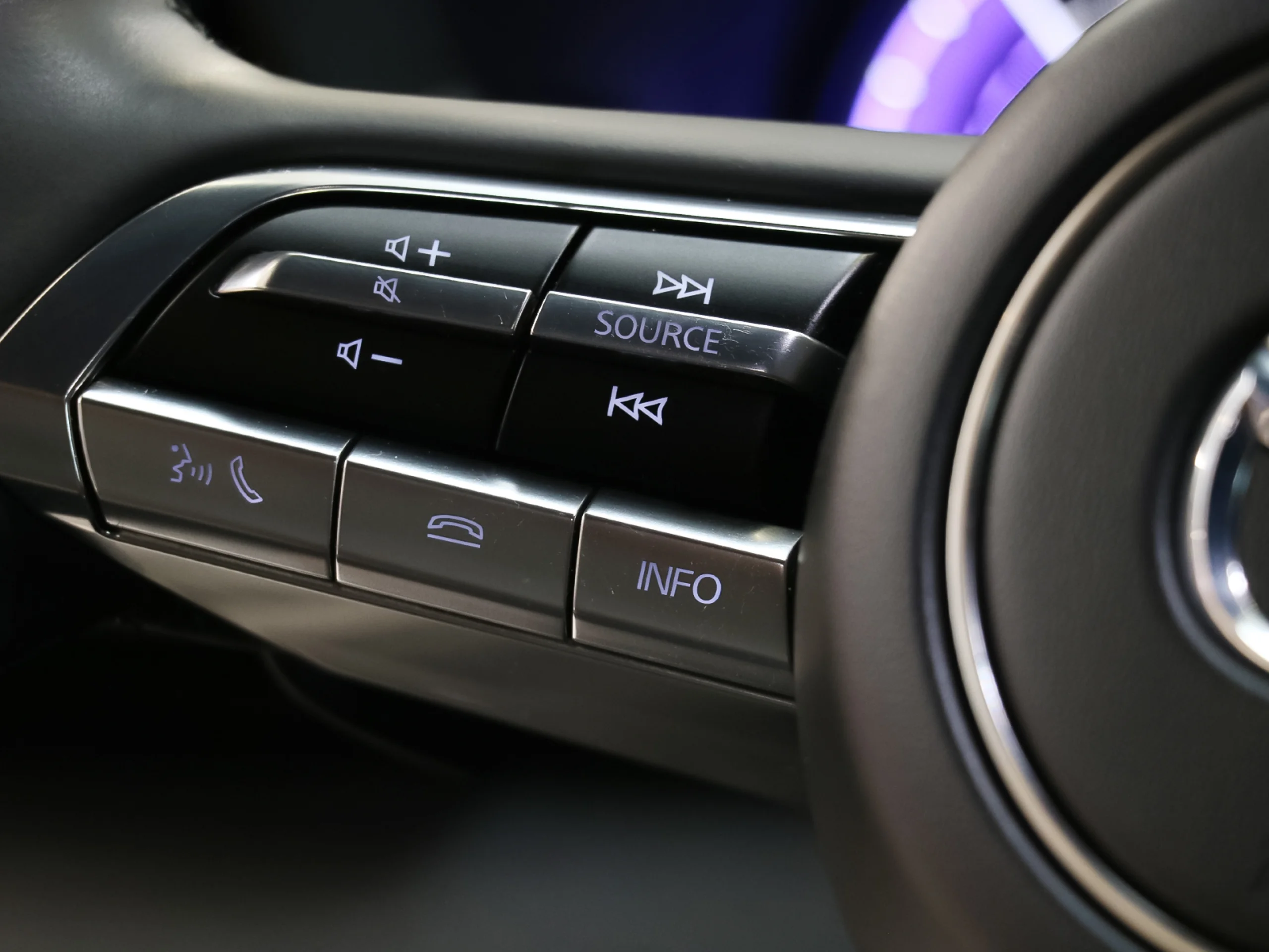 Mazda MX-30 e-Skyactiv R-EV Makoto Premium 125 kW (170 CV) - Foto 35