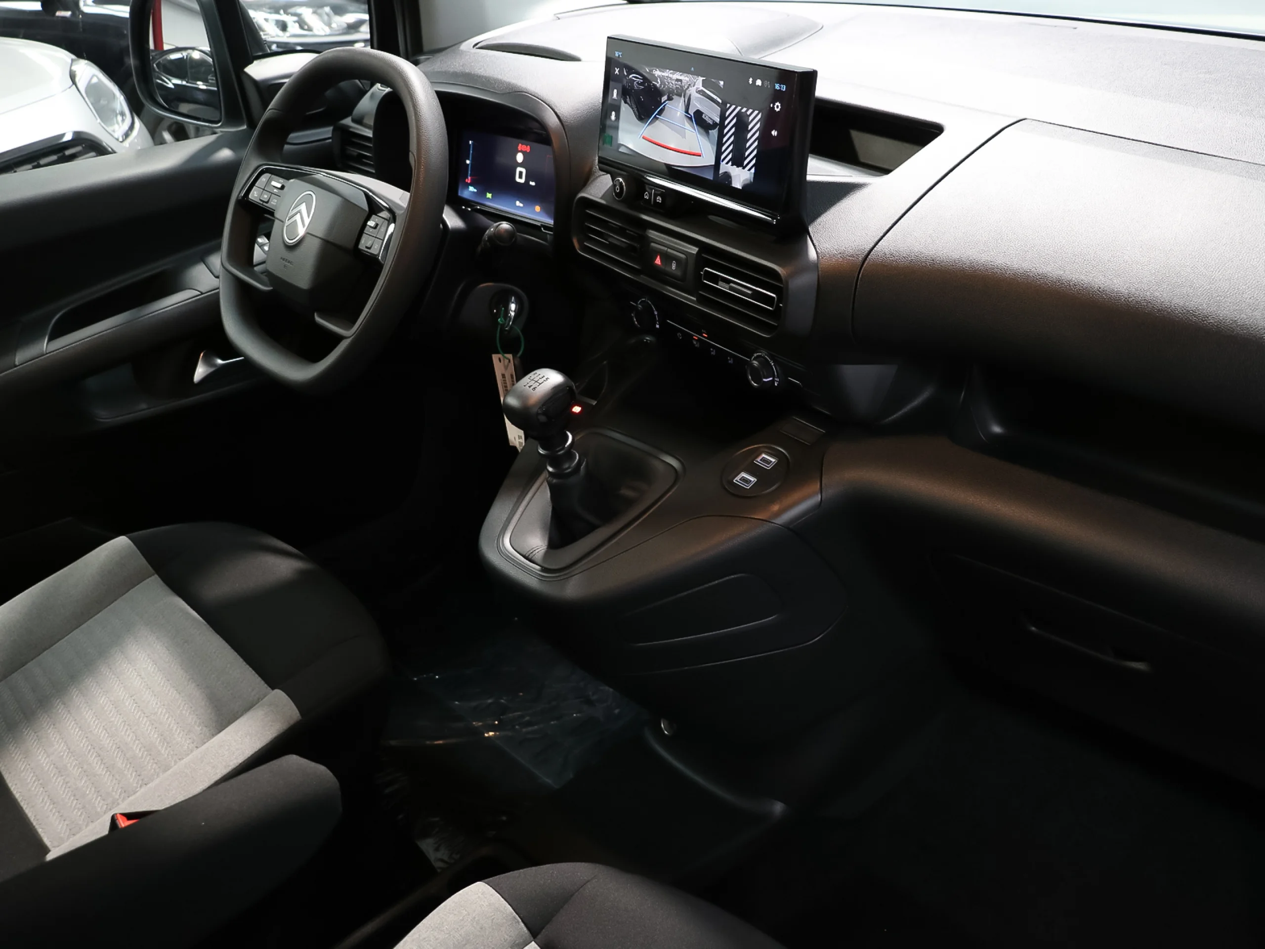 Citroen Berlingo BlueHDi 100 S&S Plus Talla XL 75 kW (102 CV) - Foto 4