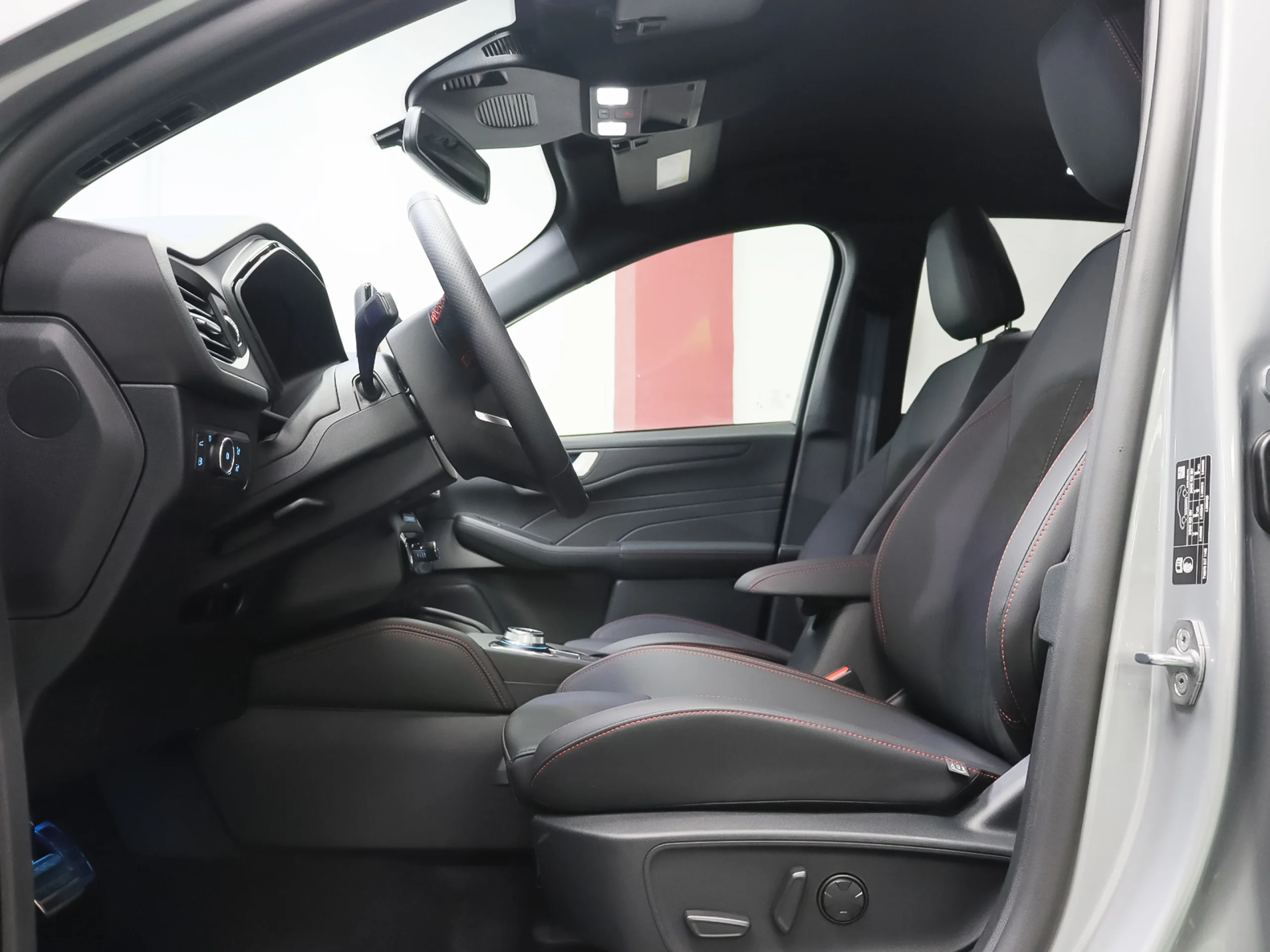 Ford Kuga 2.5 Duratec PHEV ST-Line X Auto 178 kW (243 CV) - Foto 5