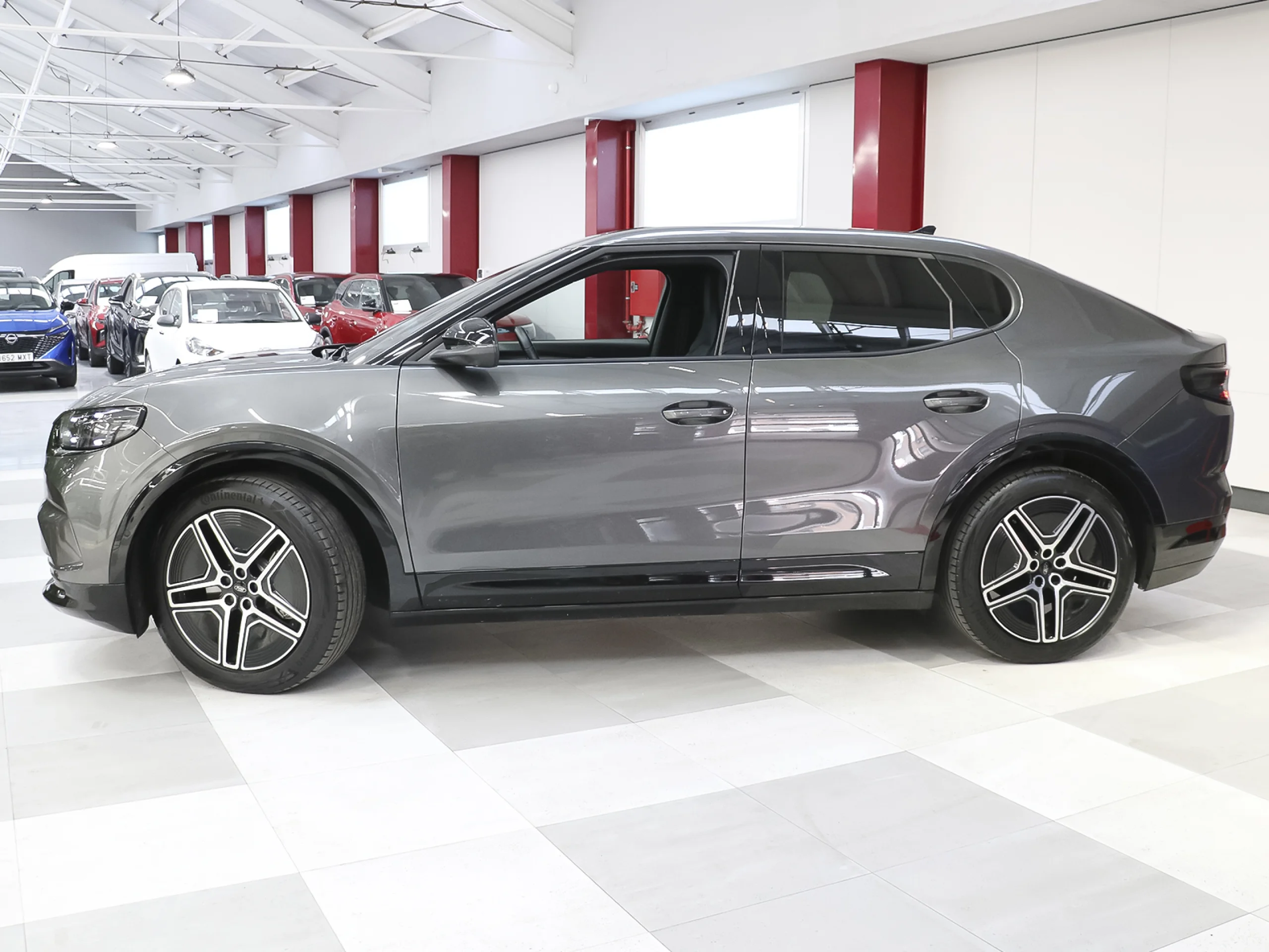 Ford Capri CX740L Premium Rango Extendido RWD 77kWh 210 kW (286 CV) - Foto 2