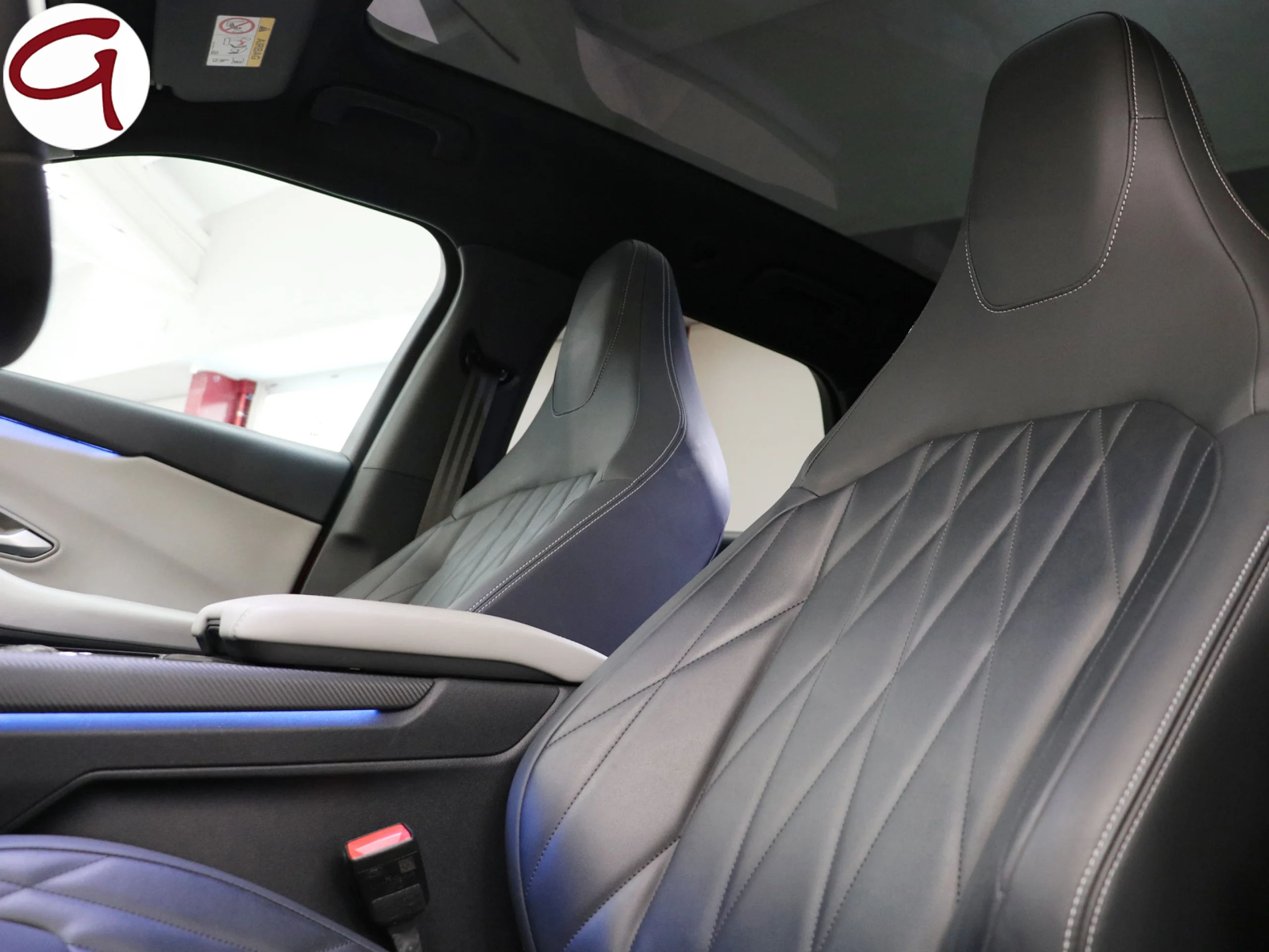 Ford Explorer CX740S Premium R. Ext. AWD 78kWh 250 kW (340 CV) - Foto 6