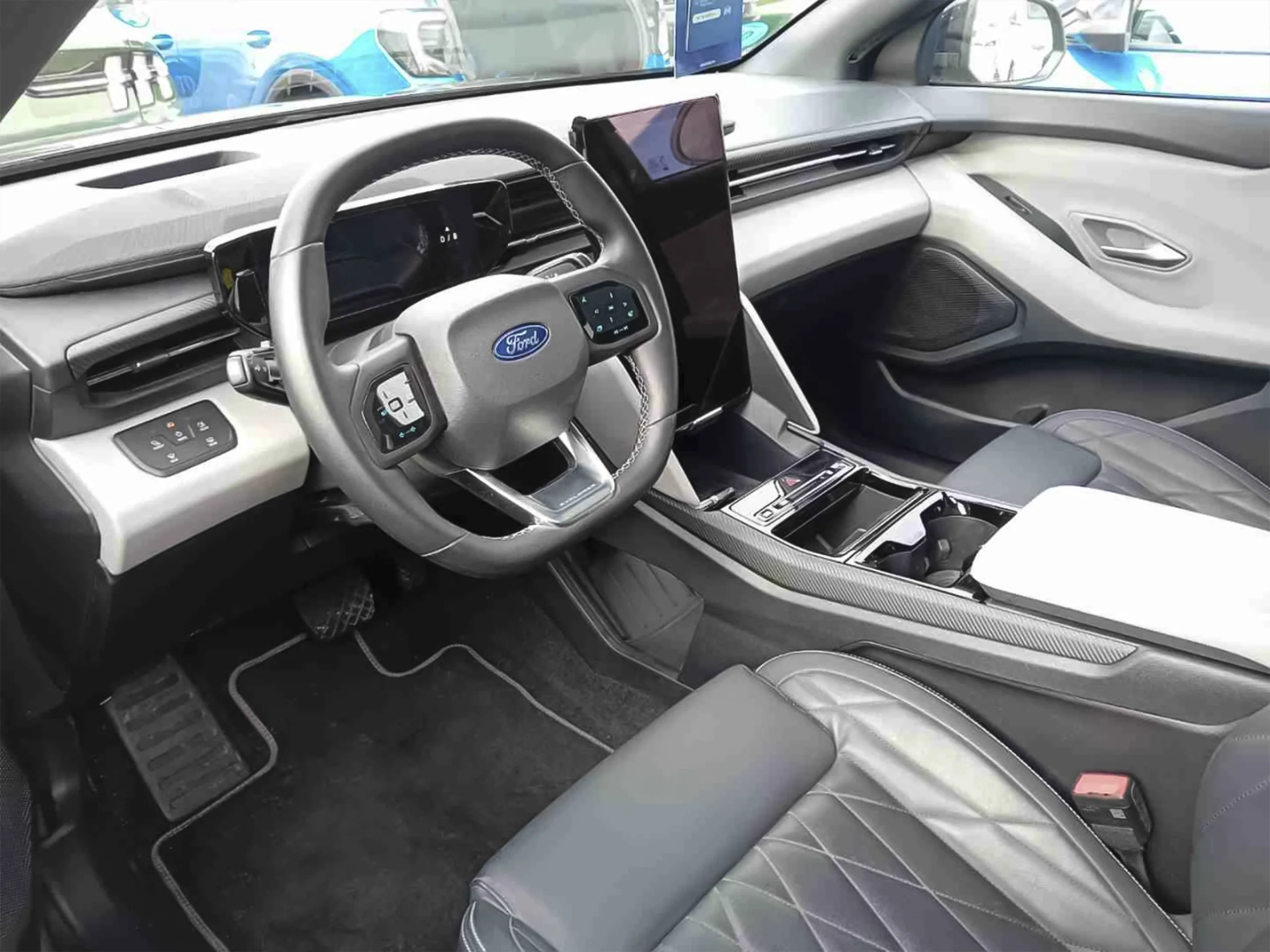 Ford Explorer CX740S Premium R. Ext. AWD 78kWh 250 kW (340 CV) - Foto 3