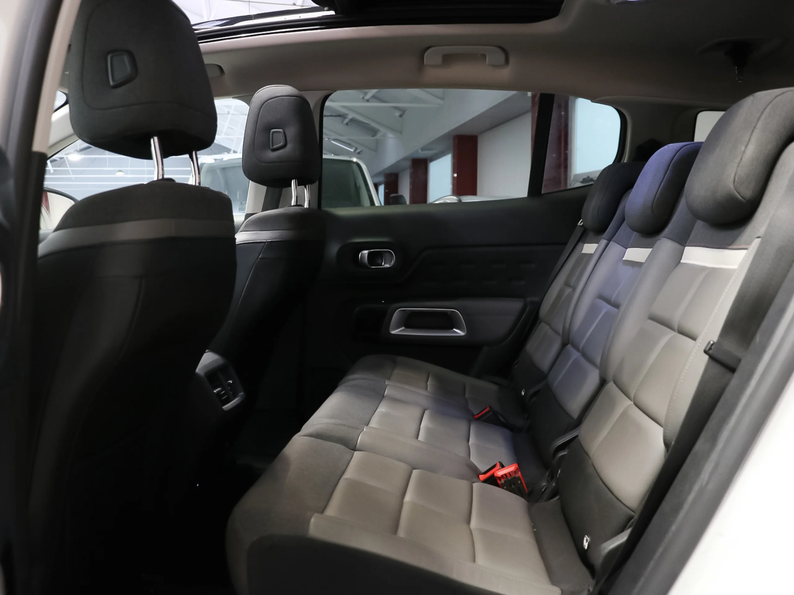 Citroen C5 Aircross Hybrid 225 Shine e-EAT8 165 kW (225 CV) - Foto 12