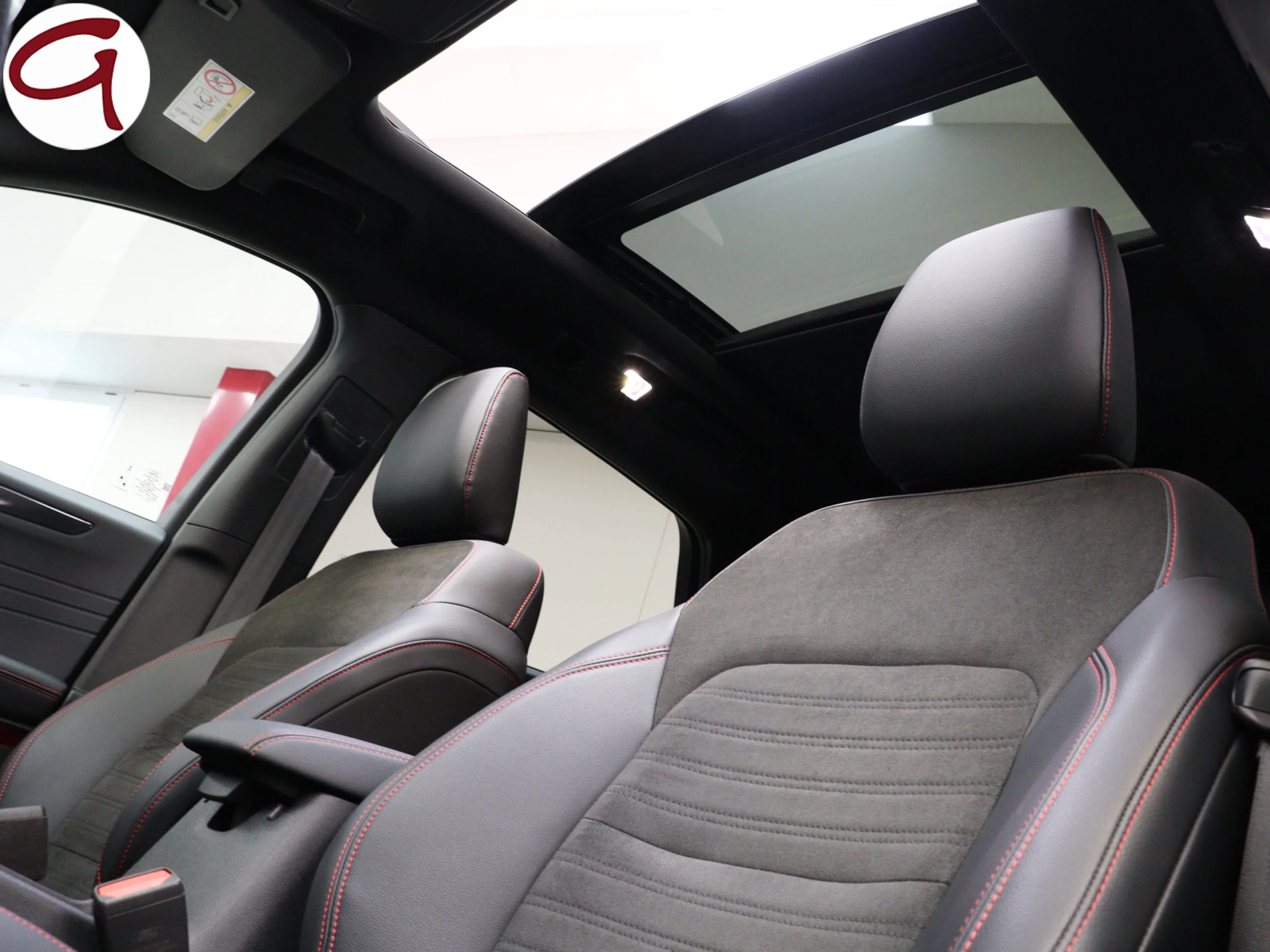 Ford Kuga 2.5 Duratec PHEV ST-Line X Auto 165 kW (225 CV) - Foto 7