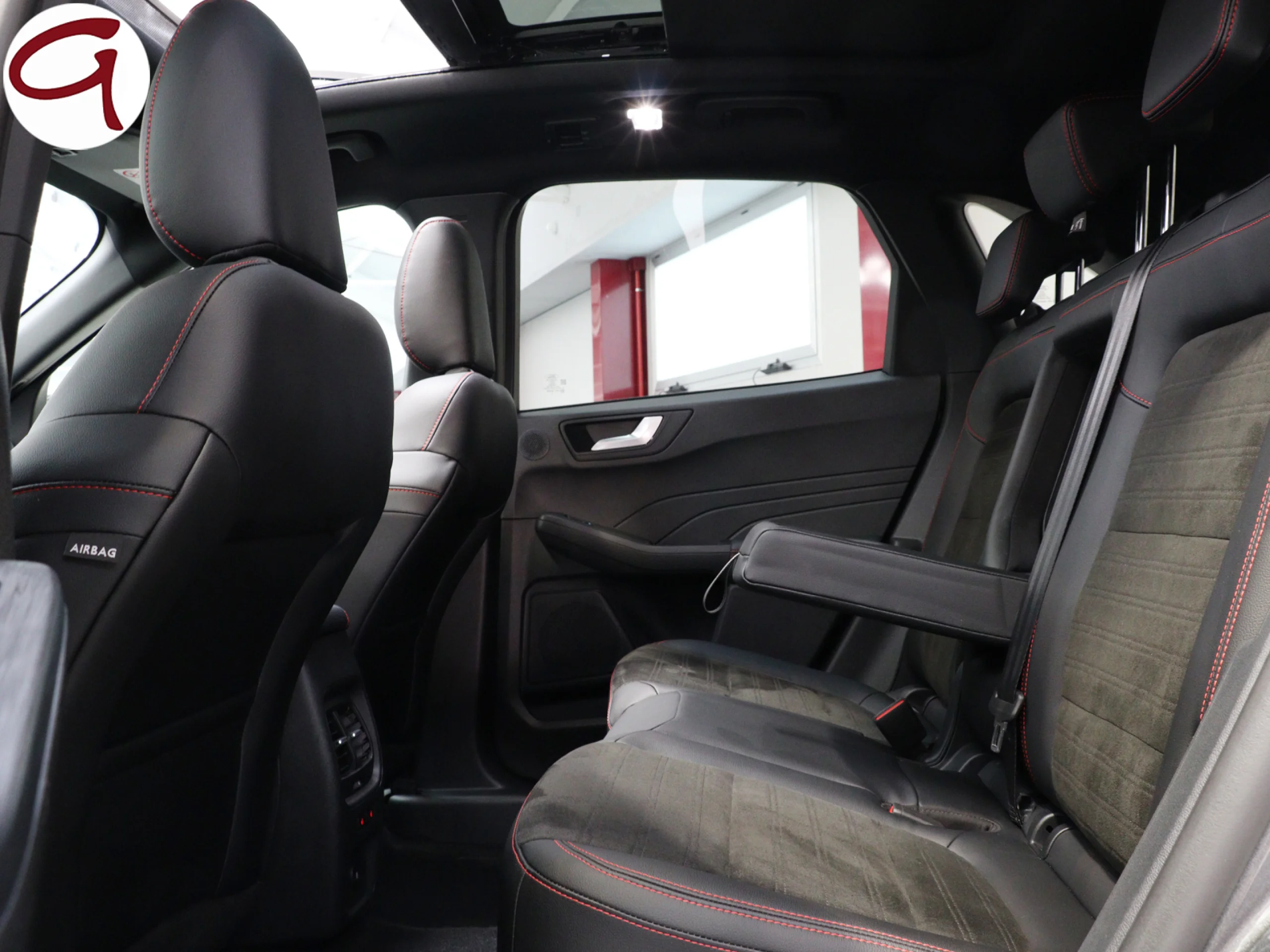 Ford Kuga 2.5 Duratec PHEV ST-Line X Auto 165 kW (225 CV) - Foto 9