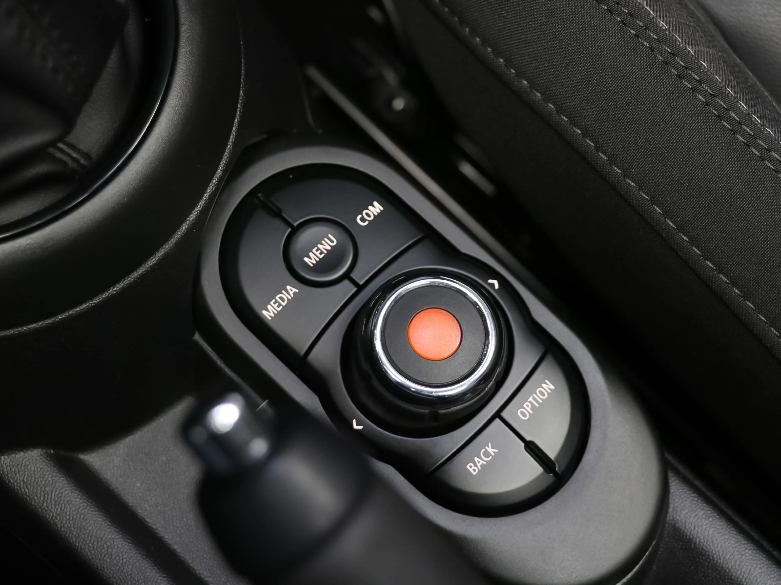 MINI Cabrio Cooper 100 kW (136 CV) - Foto 25