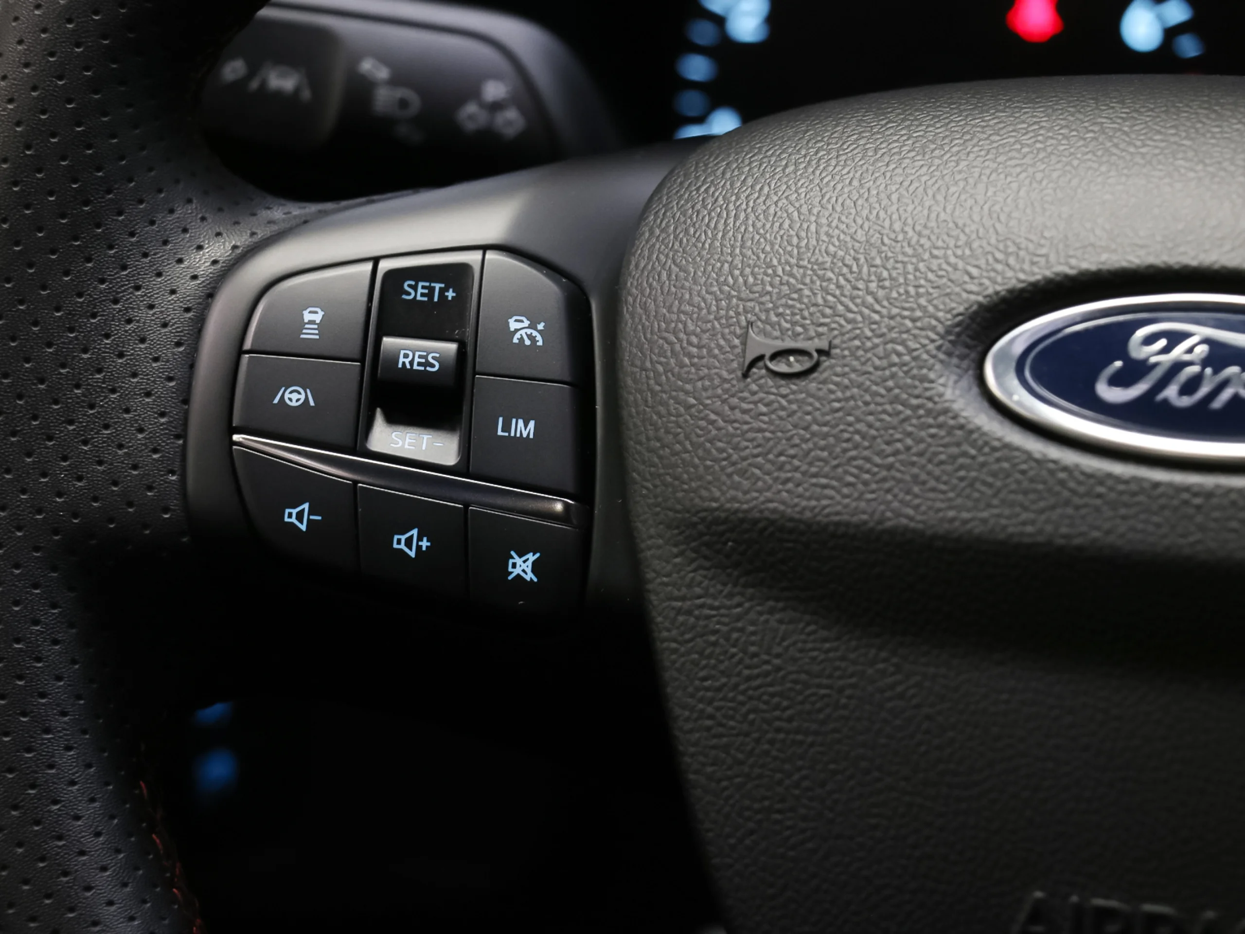 Ford Focus SportBreak 1.0 Ecoboost MHEV ST-Line Auto 114 kW (155 CV) - Foto 32