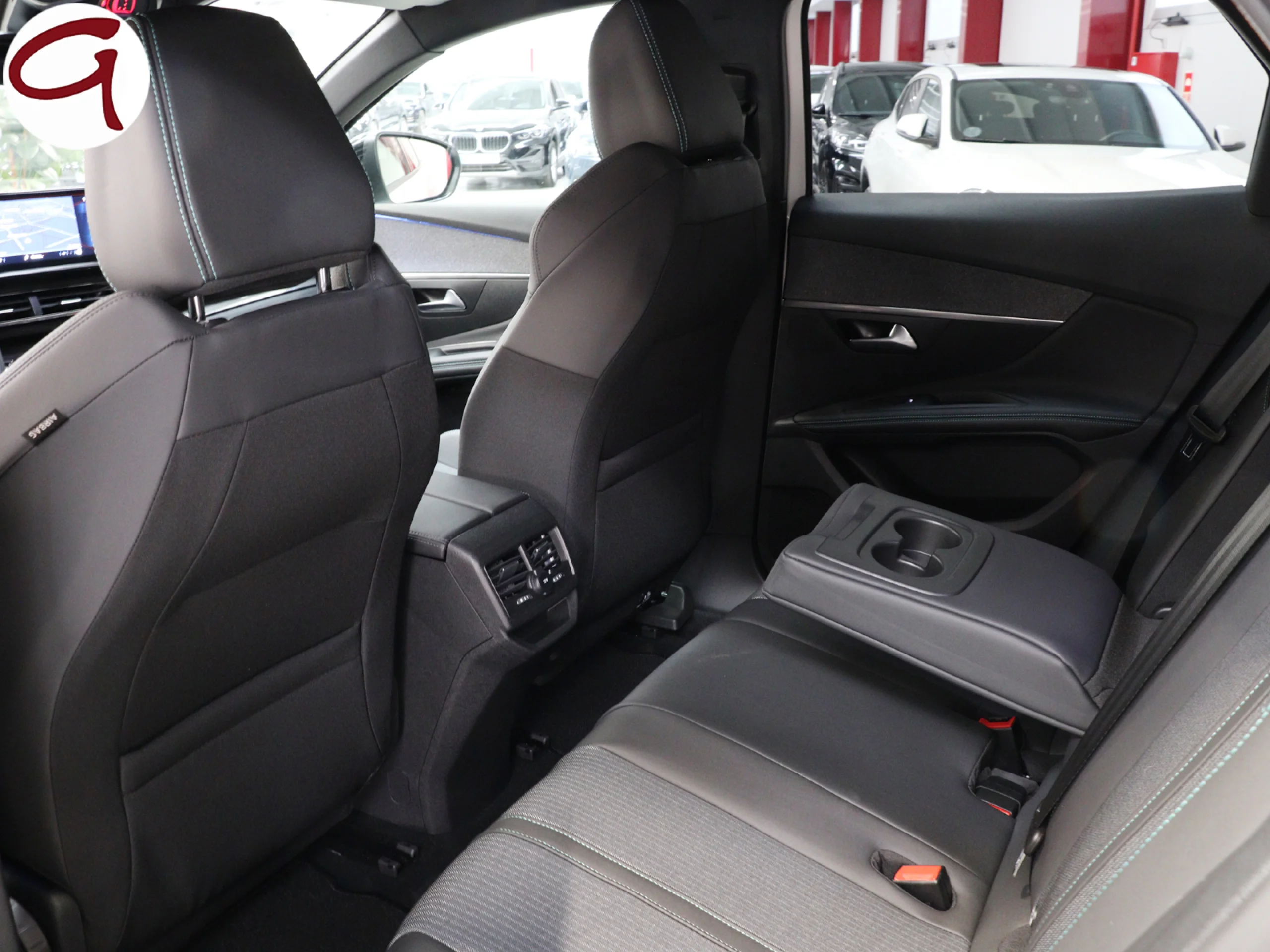 Peugeot 3008 PureTech 130 S&S Allure Pack 96 kW (130 CV) - Foto 9