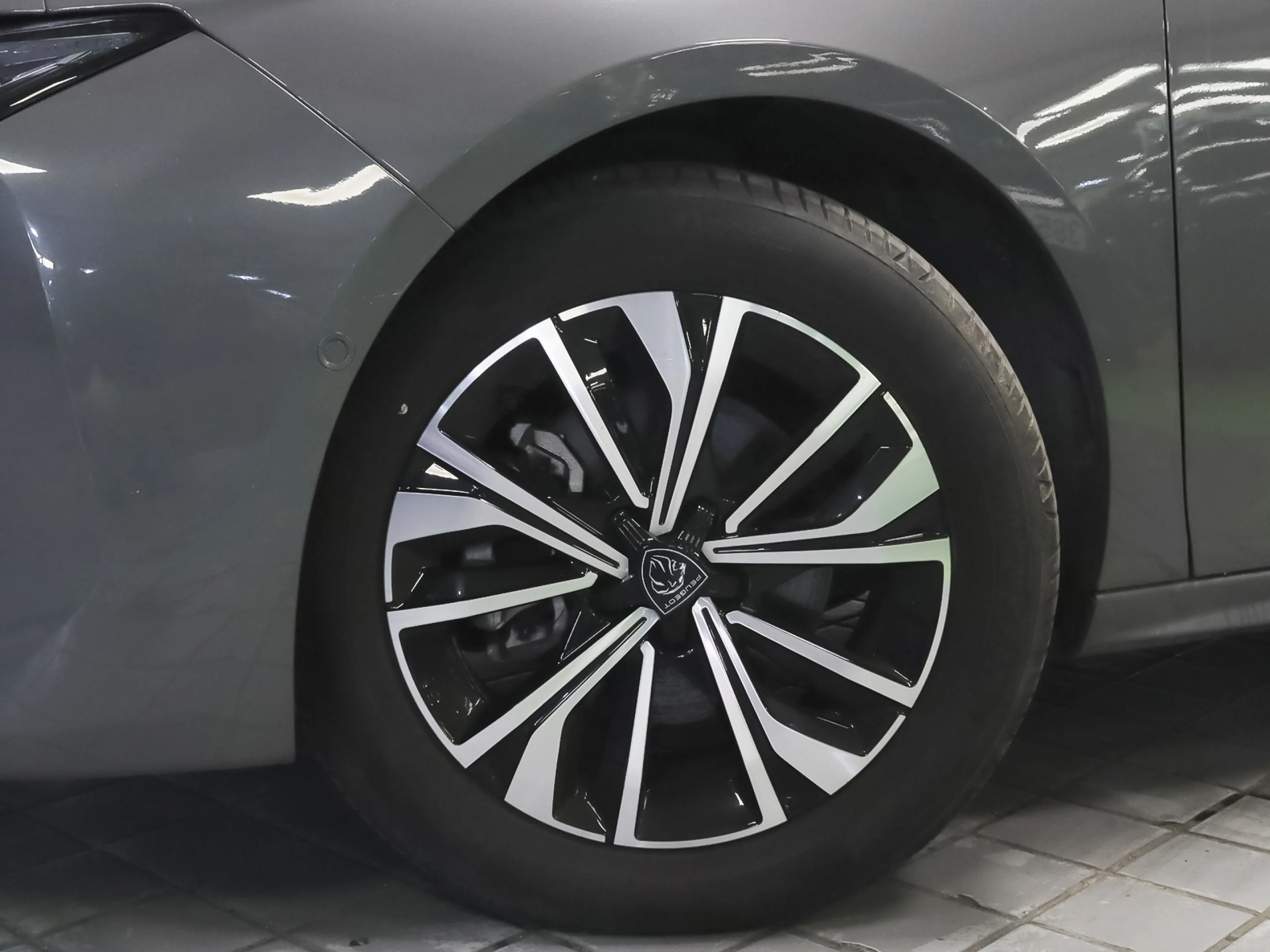 Peugeot 508 PureTech 130 S&S Allure EAT8 96 kW (130 CV) - Foto 20