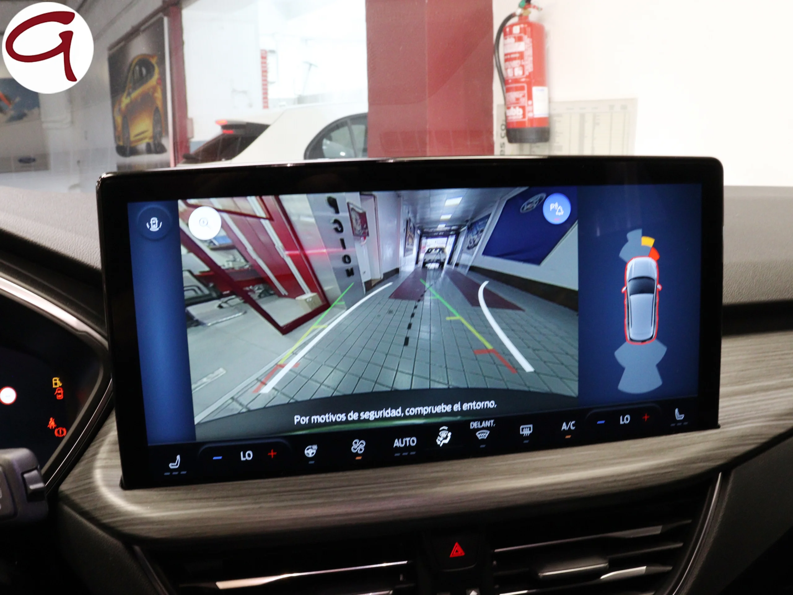 Ford Kuga 2.5 Duratec FHEV Active Auto 132 kW (180 CV) - Foto 17