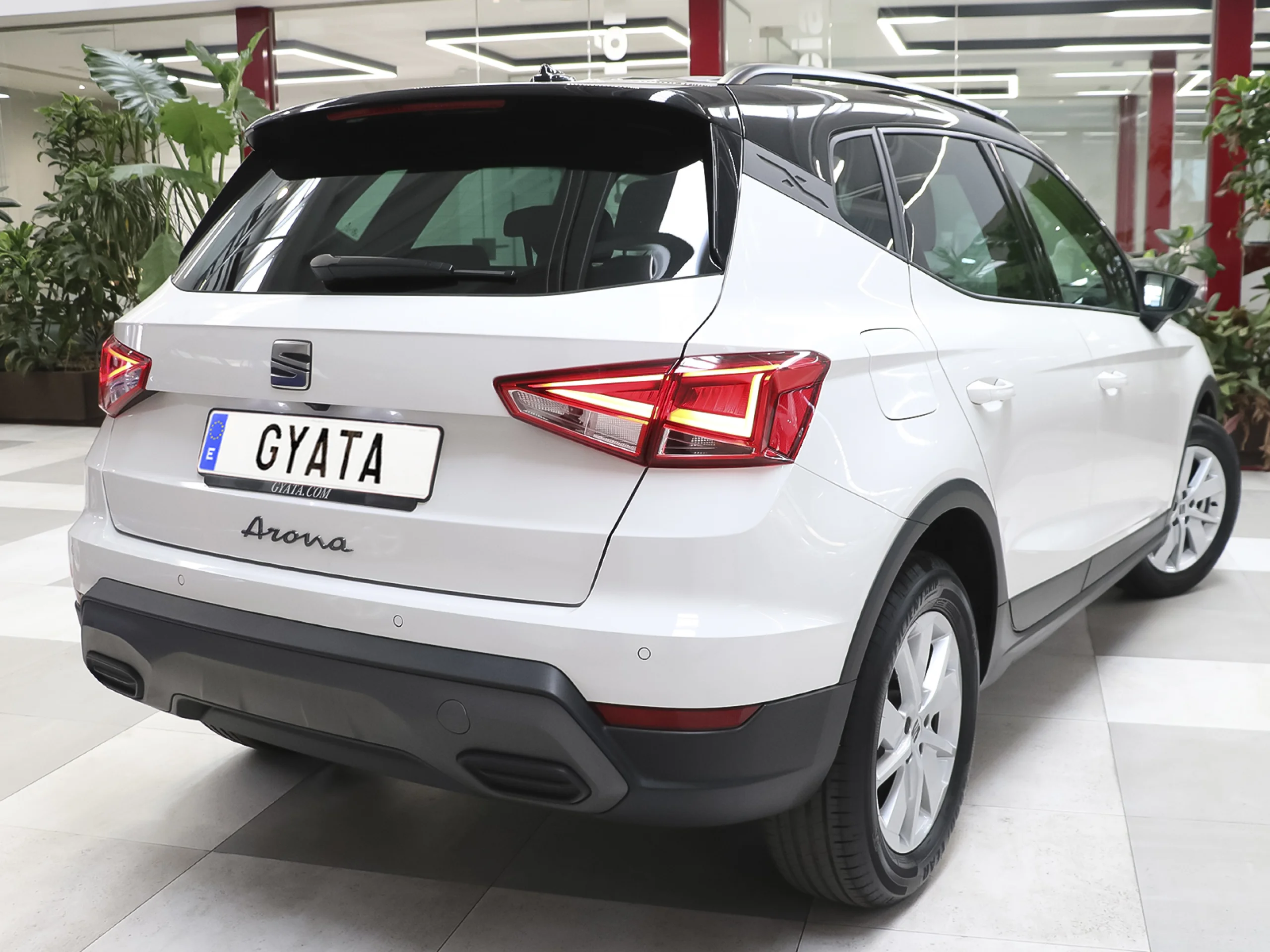 SEAT Arona 1.0 TSI S&S Style+ 85 kW (115 CV) - Foto 2