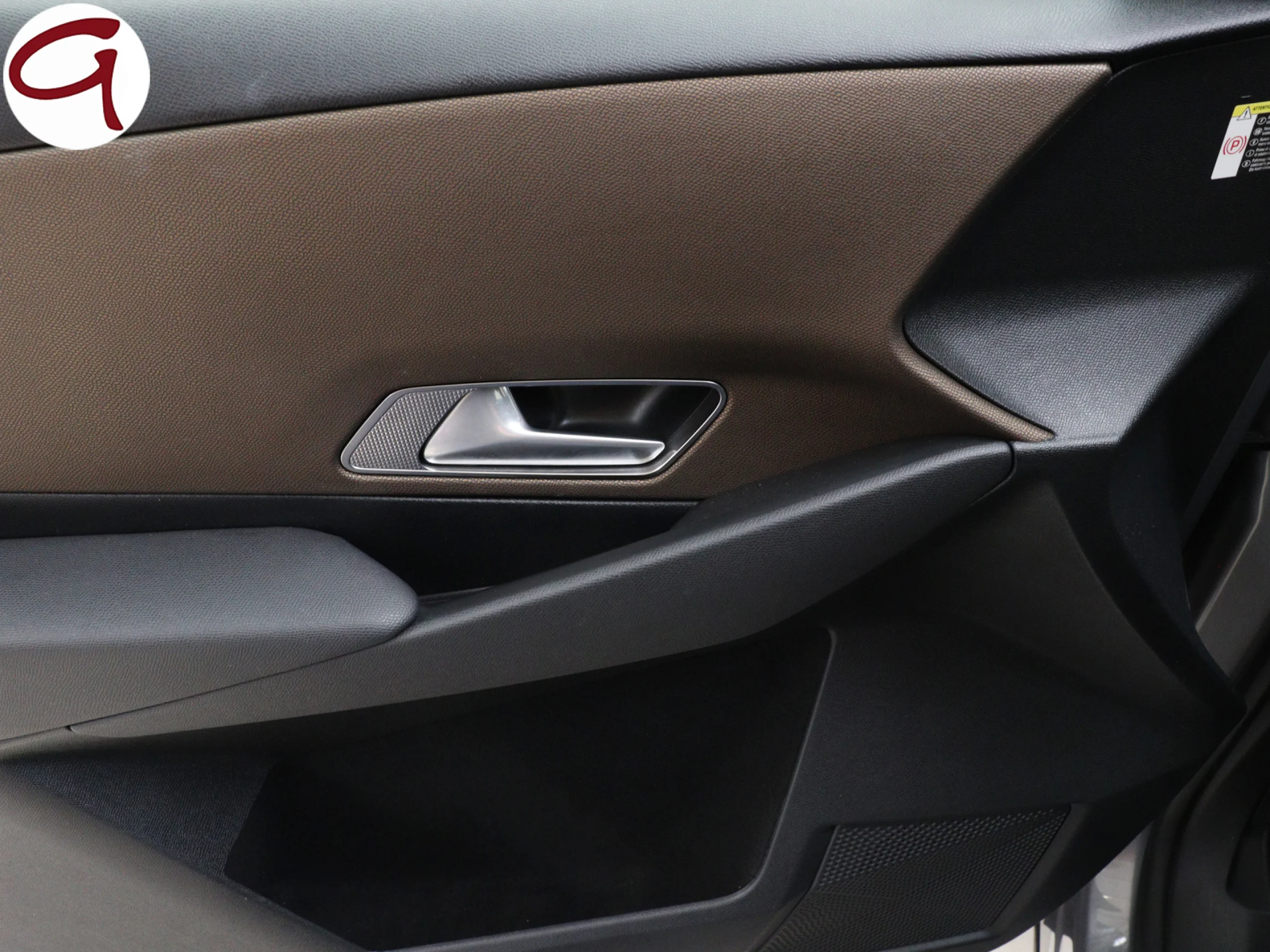 DS DS7 Crossback BlueHDi 130 Be Chic Auto 96 kW (130 CV) - Foto 31