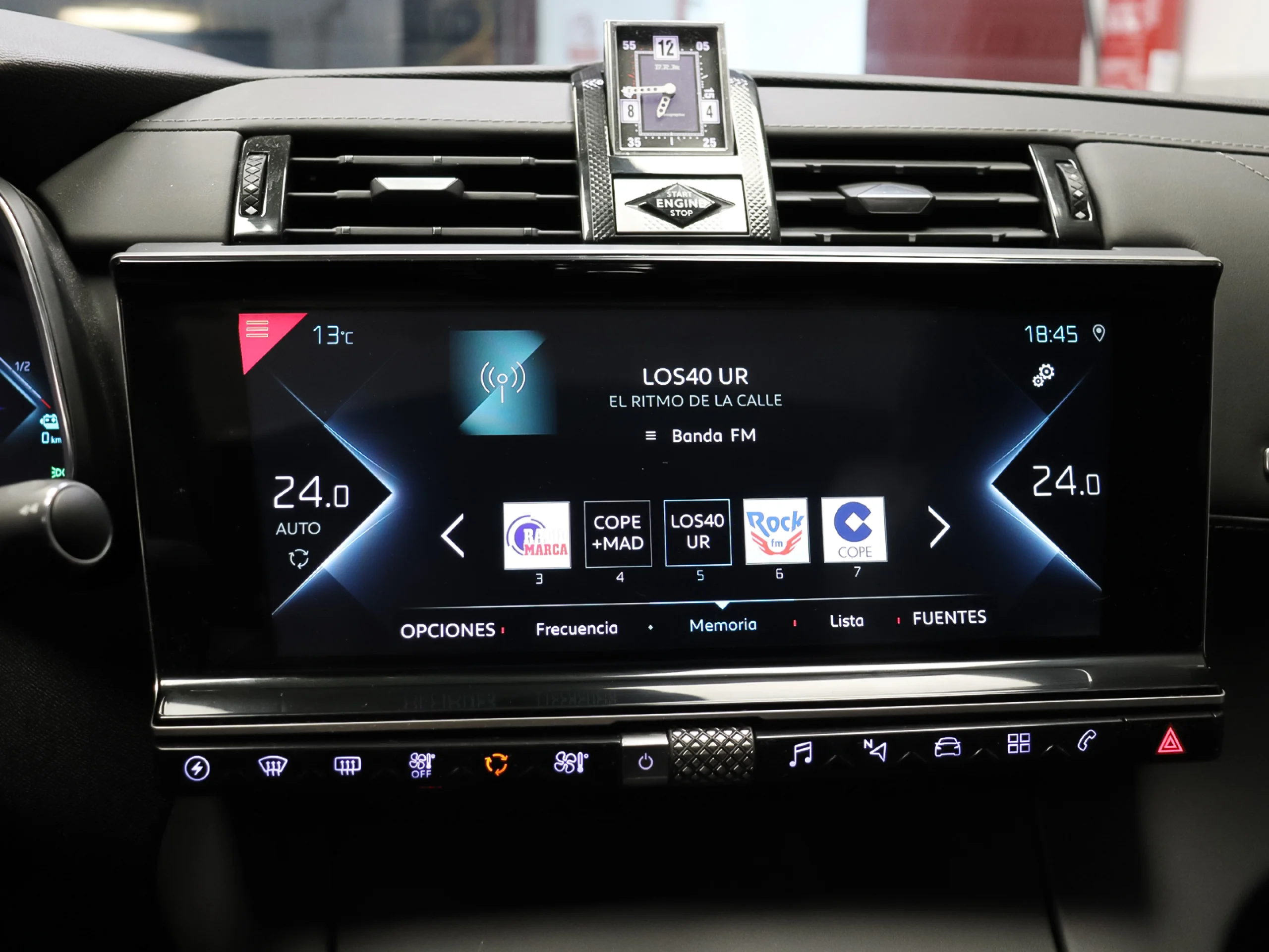 DS DS7 Crossback E-Tense 225 Ligne Noire Auto 165 kW (225 CV) - Foto 13