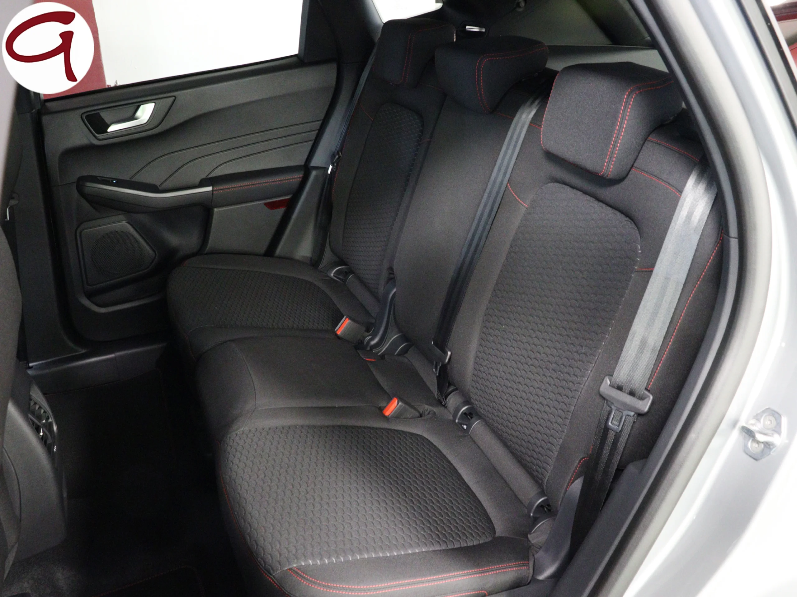 Ford Kuga 2.5 Duratec PHEV ST-Line Auto 178 kW (243 CV) - Foto 5