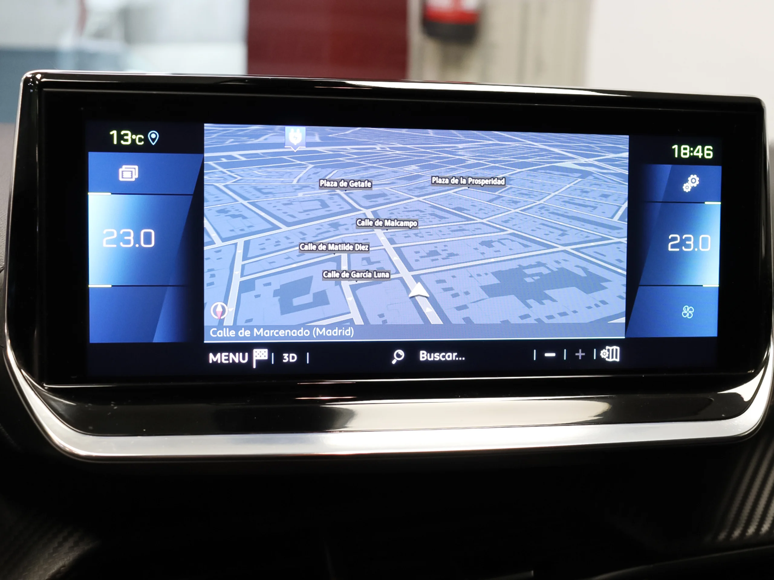 Peugeot E-208 Eléctrico Allure Pack 100 kW (136 CV) - Foto 20