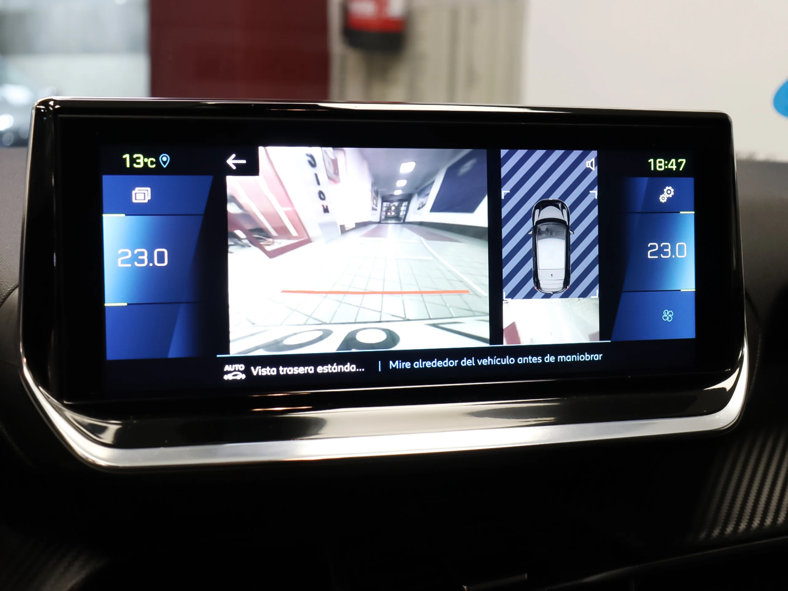 Peugeot E-208 Eléctrico Allure Pack 100 kW (136 CV) - Foto 22