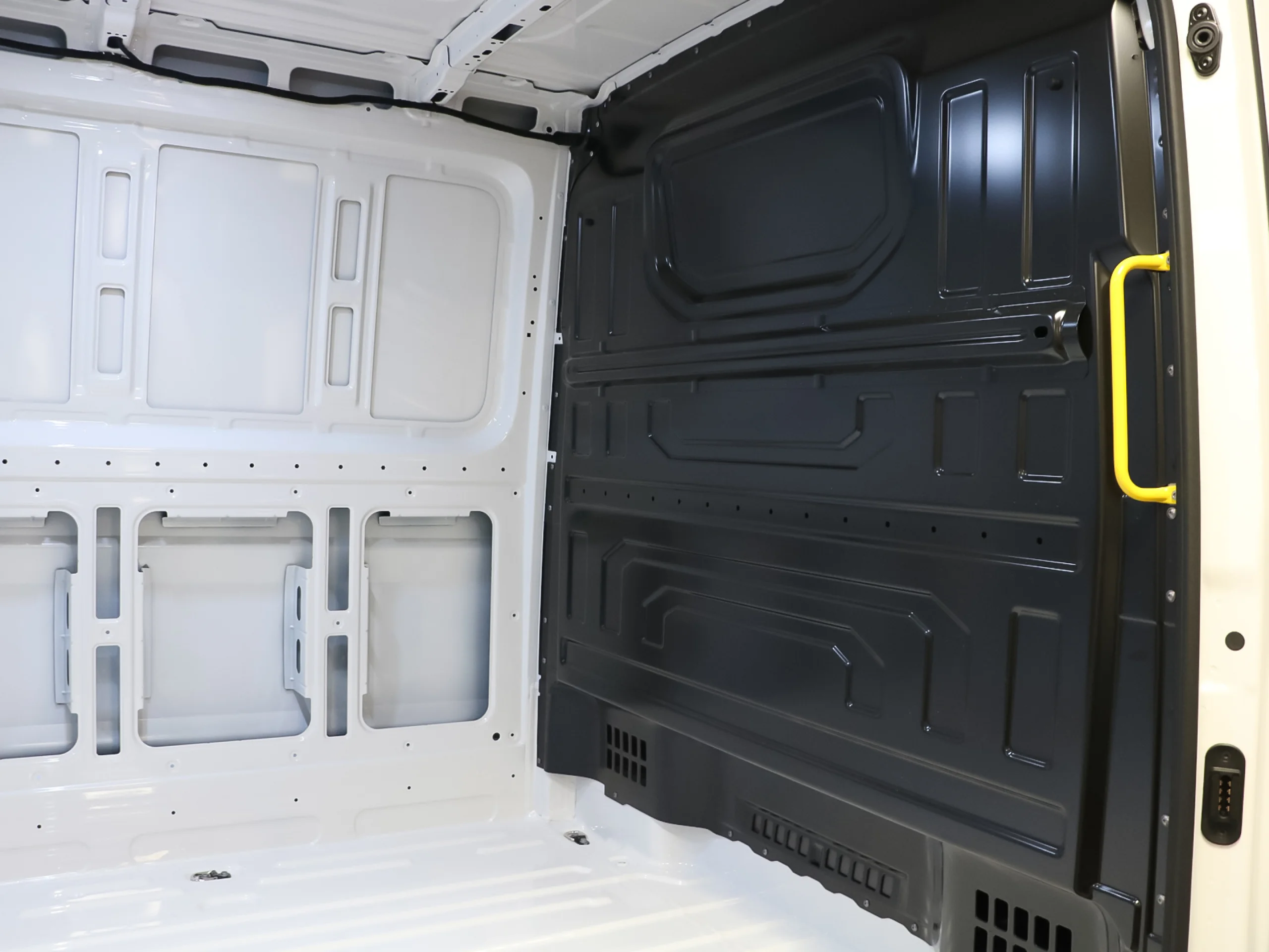Volkswagen Crafter Furgon Batalla Media TN 2.0 TDI 103 kW (140 CV) 3.000 - Foto 32