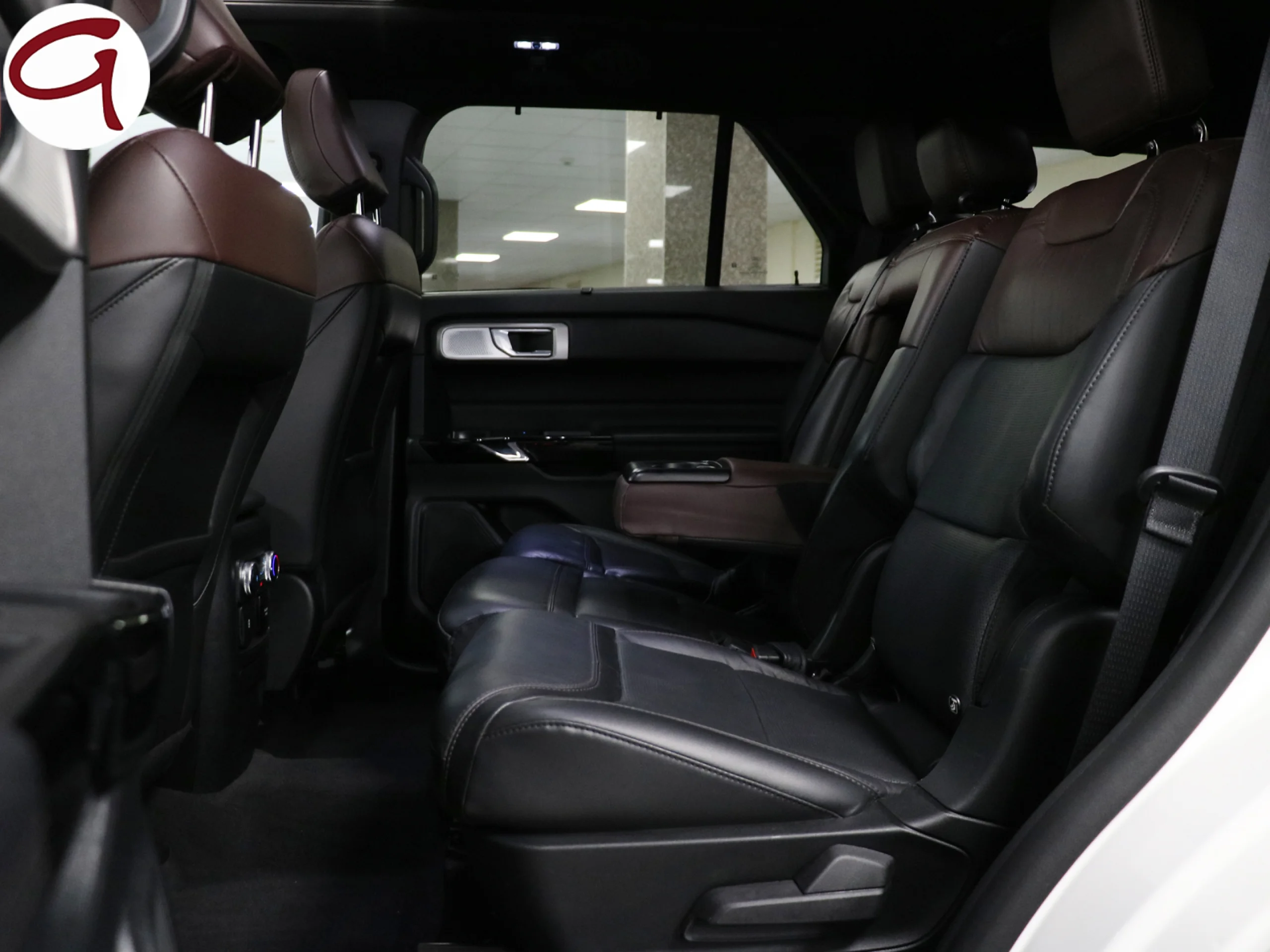 Ford Explorer 3.0 PHEV Platinum AWD 336 kW (457 CV) - Foto 13