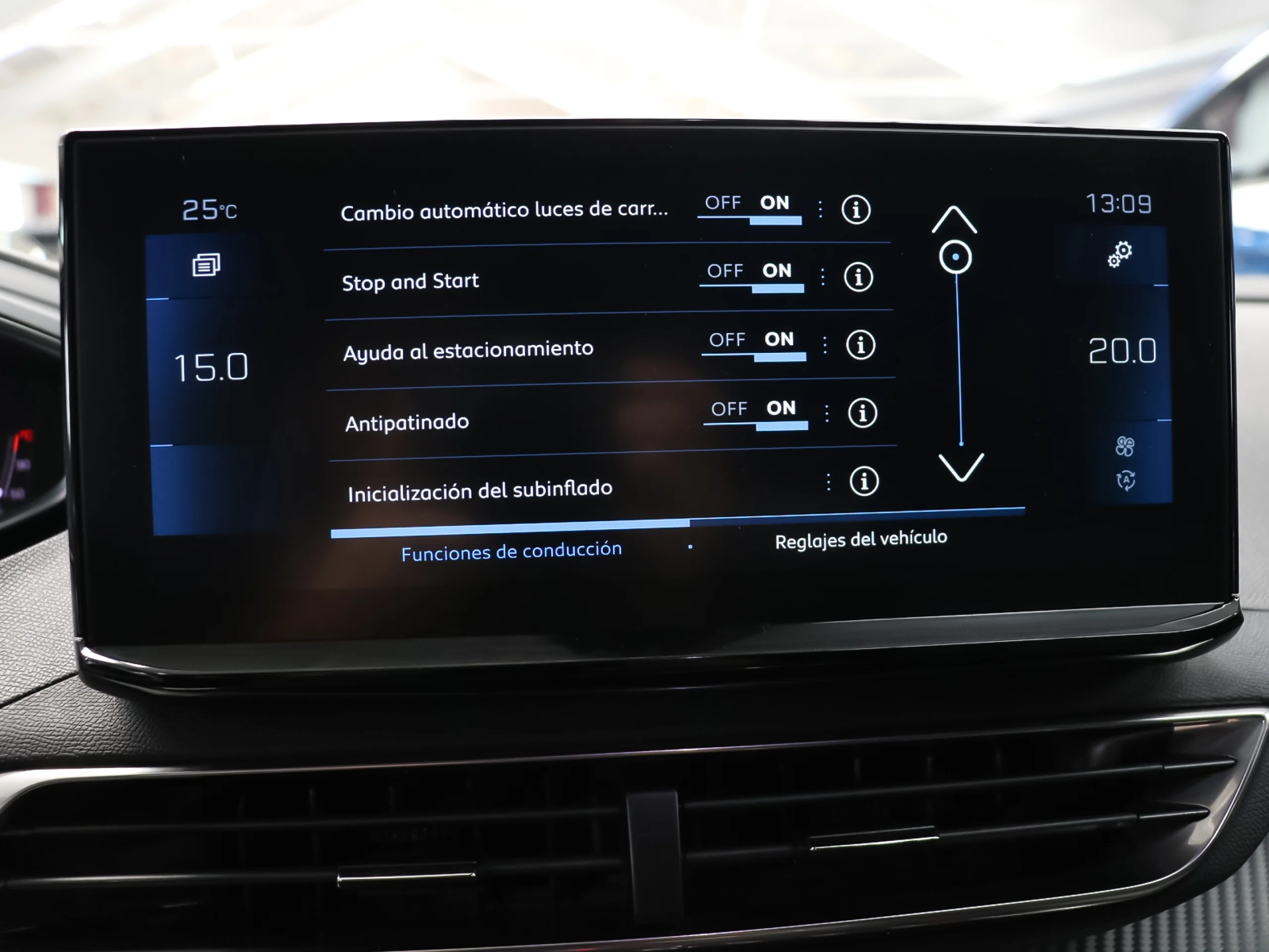 Peugeot 3008 PureTech 130 S&S Allure Pack 96 kW (130 CV) - Foto 15