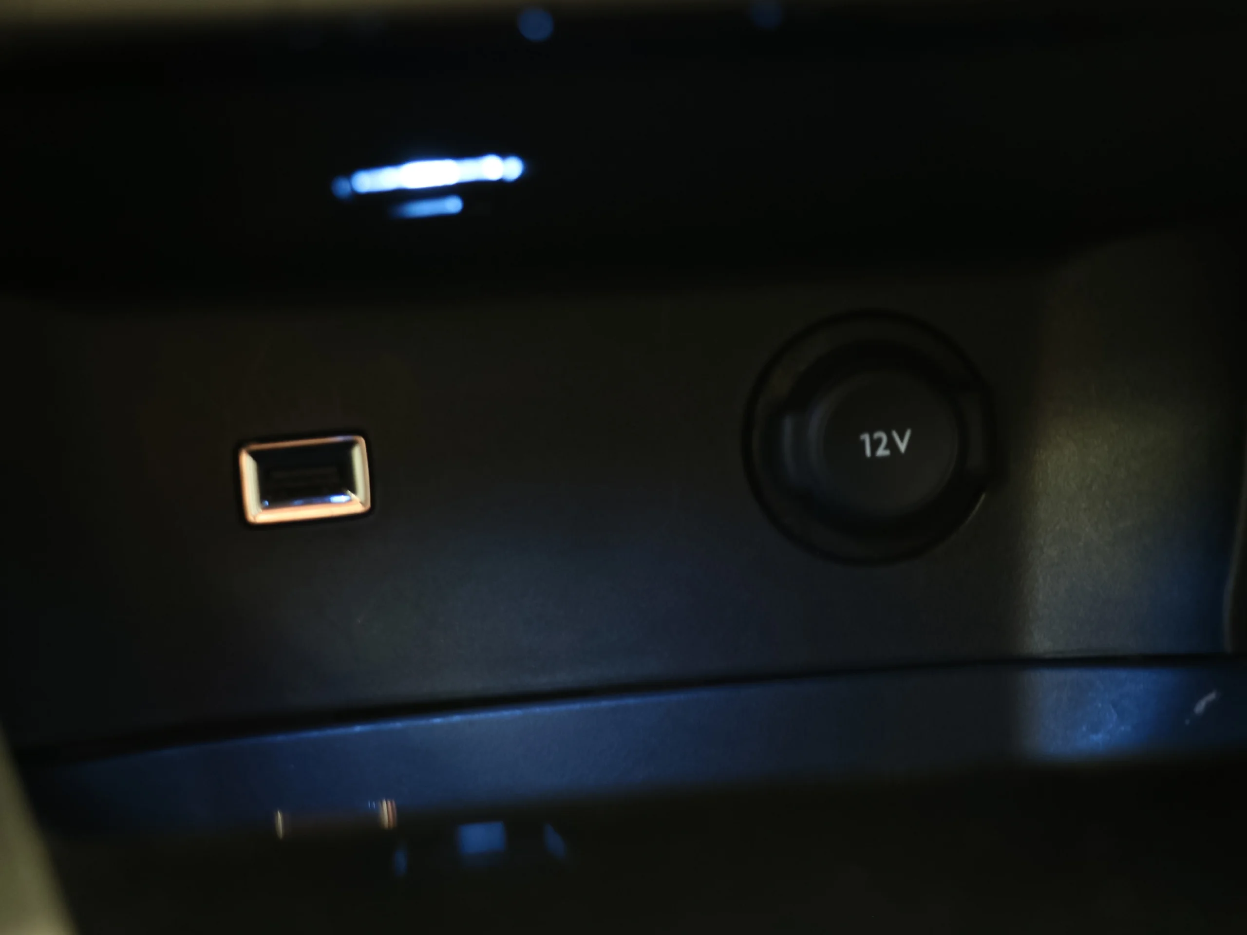 Peugeot 3008 PureTech 130 S&S Allure Pack 96 kW (130 CV) - Foto 19