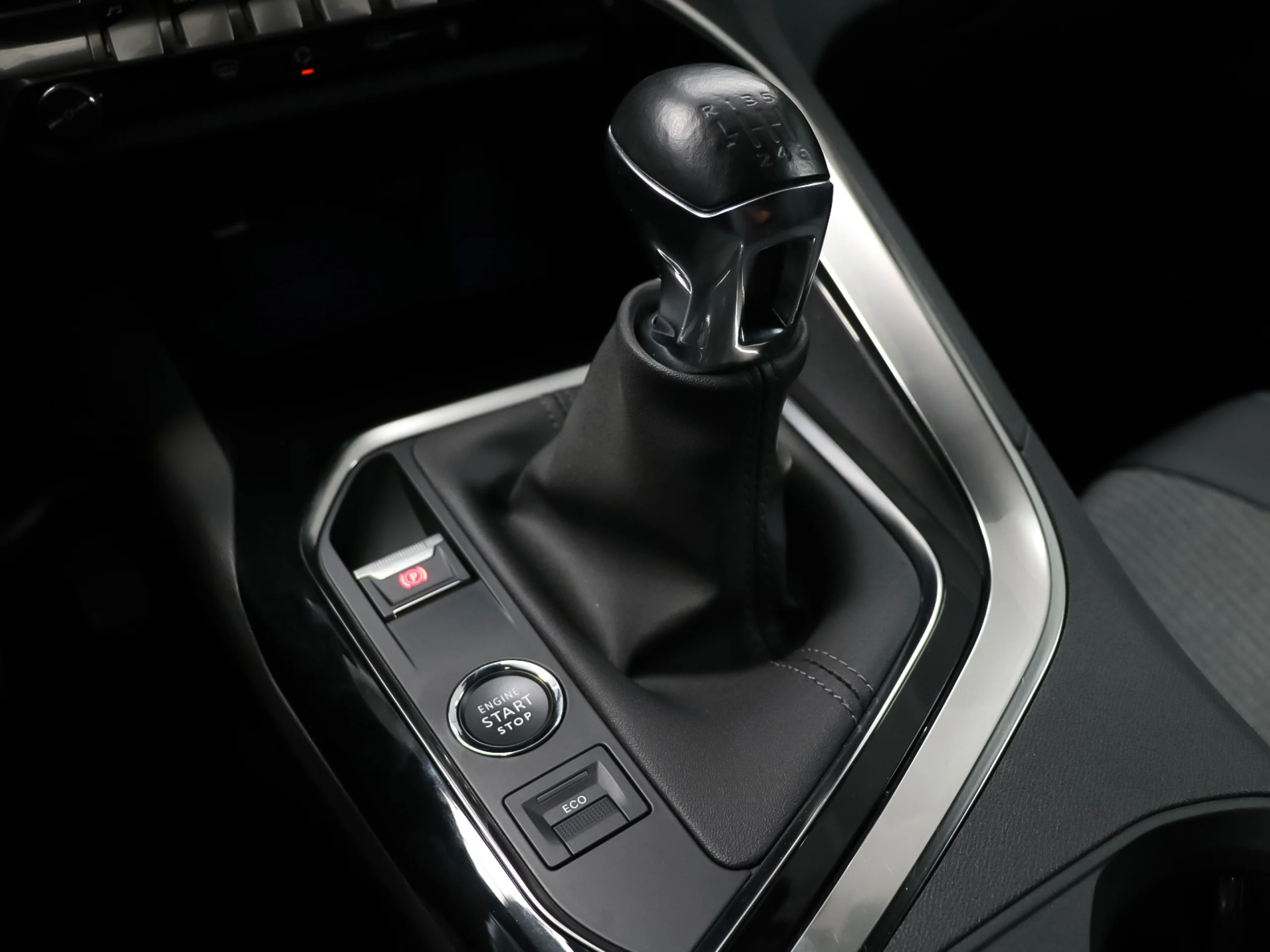 Peugeot 3008 PureTech 130 S&S Allure Pack 96 kW (130 CV) - Foto 20