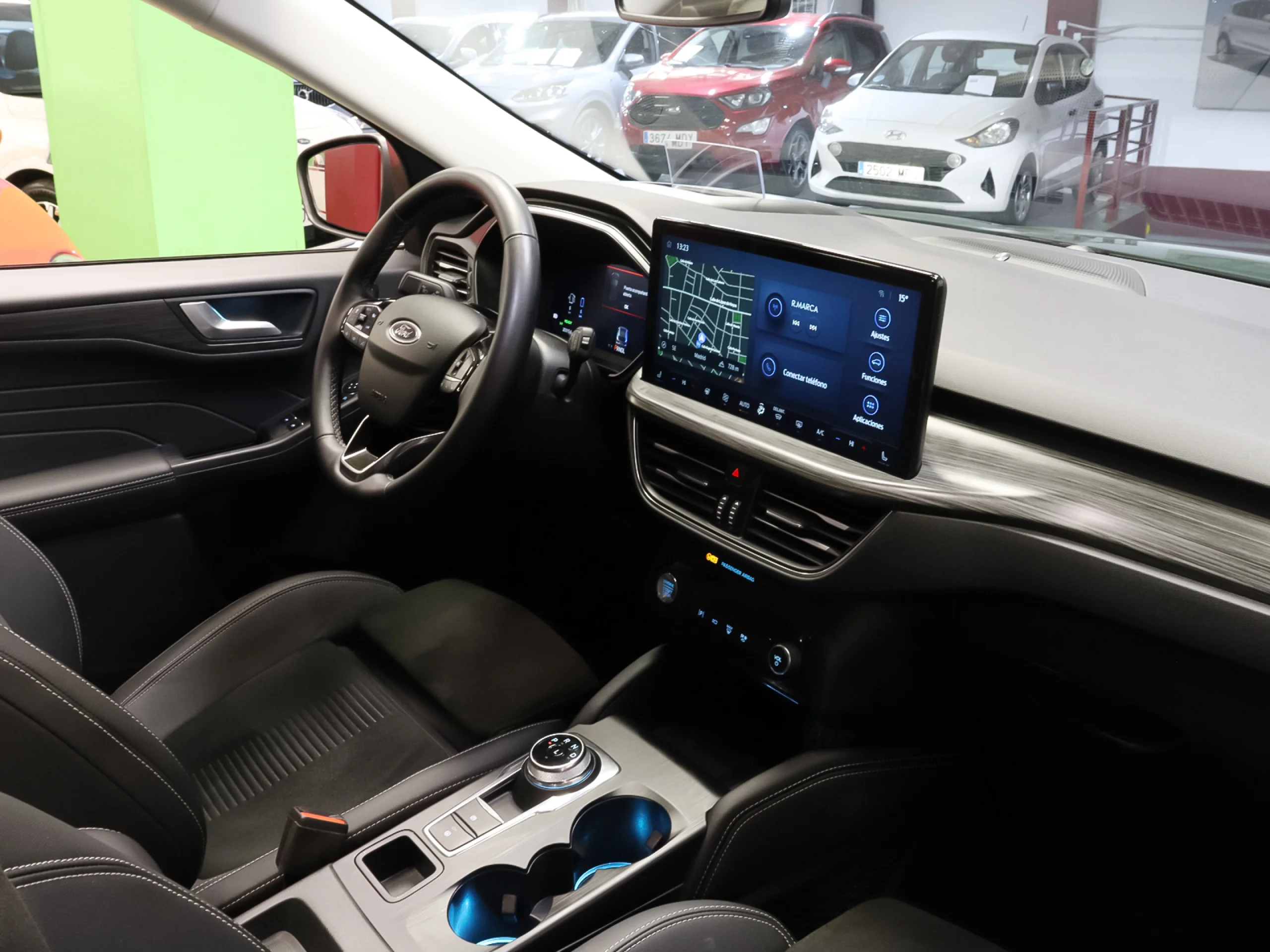 Ford Kuga 2.5 Duratec PHEV Active X 178 kW (243 CV) - Foto 4