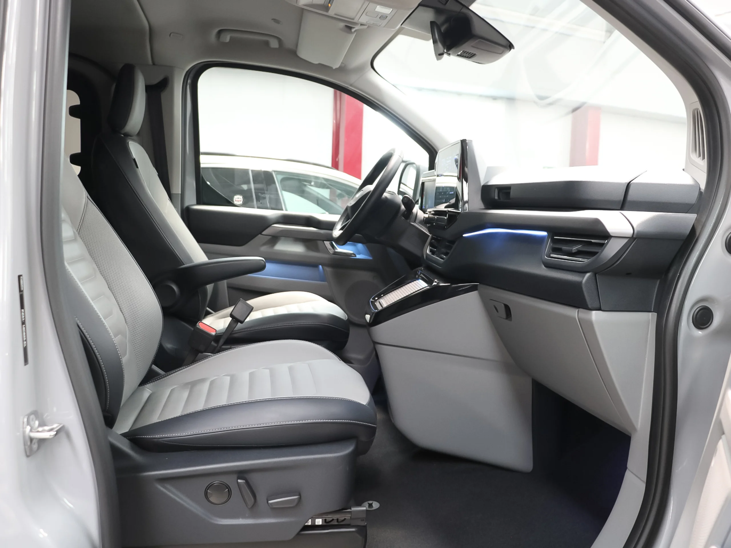 Ford Tourneo Custom 2.0 Ecoblue L1 Titanium X AWD Auto 125 kW (170 CV) - Foto 5