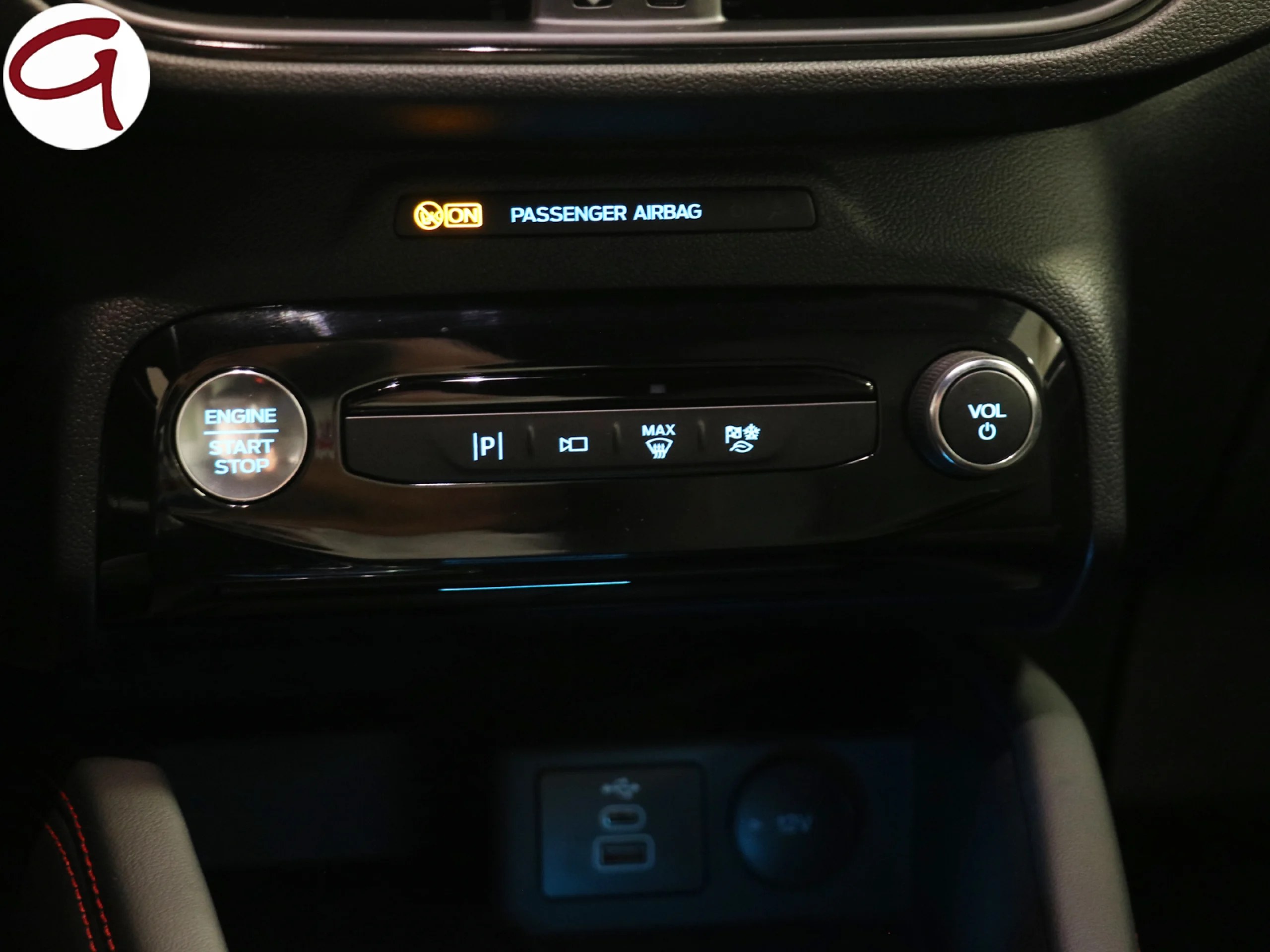 Ford Kuga 2.5 Duratec FHEV ST-Line X 4x2 Auto 132 kW (180 CV) - Foto 9