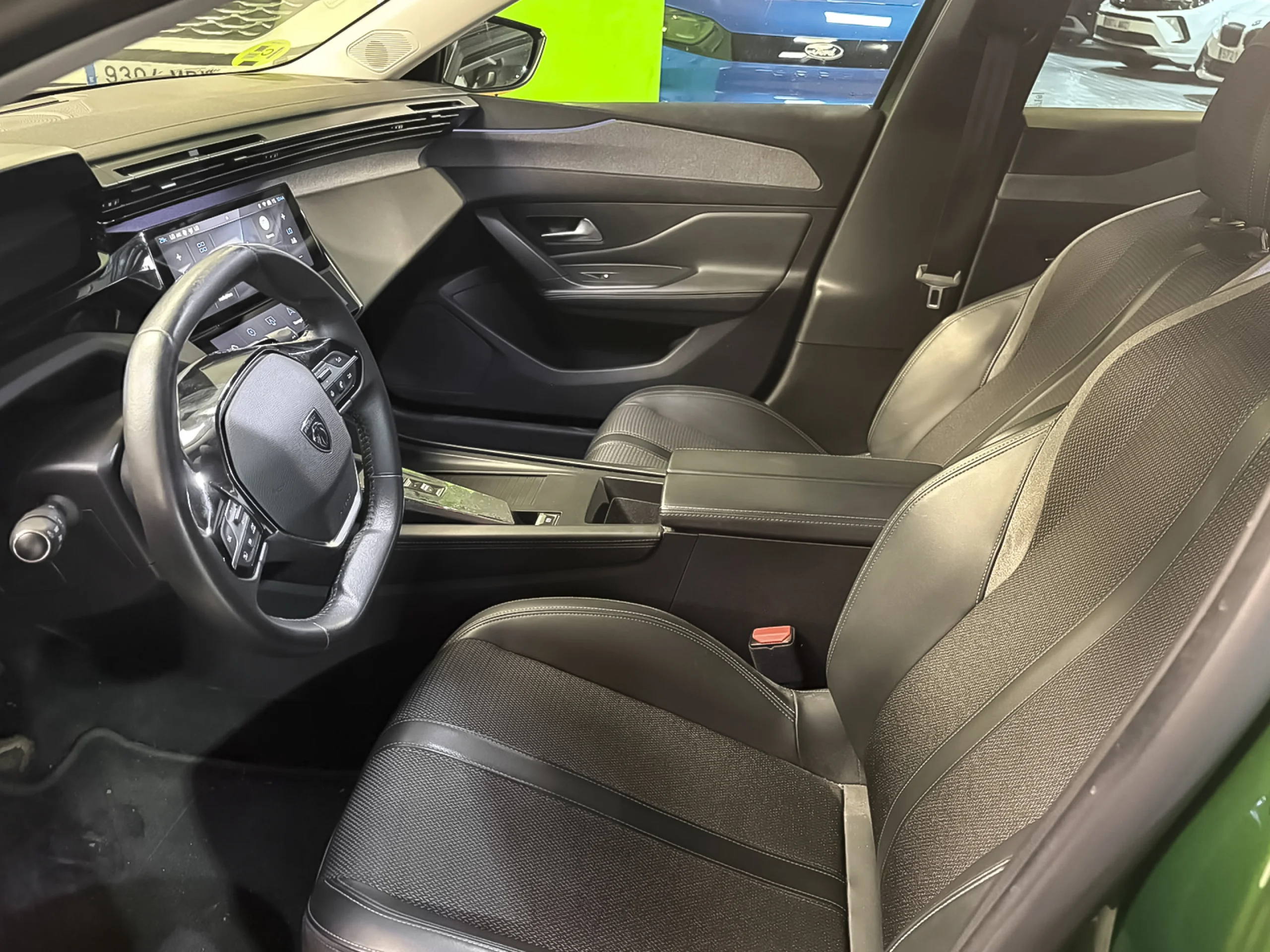Peugeot 308 BlueHDi 130 S&S Allure EAT8 96 kW (130 CV) - Foto 3