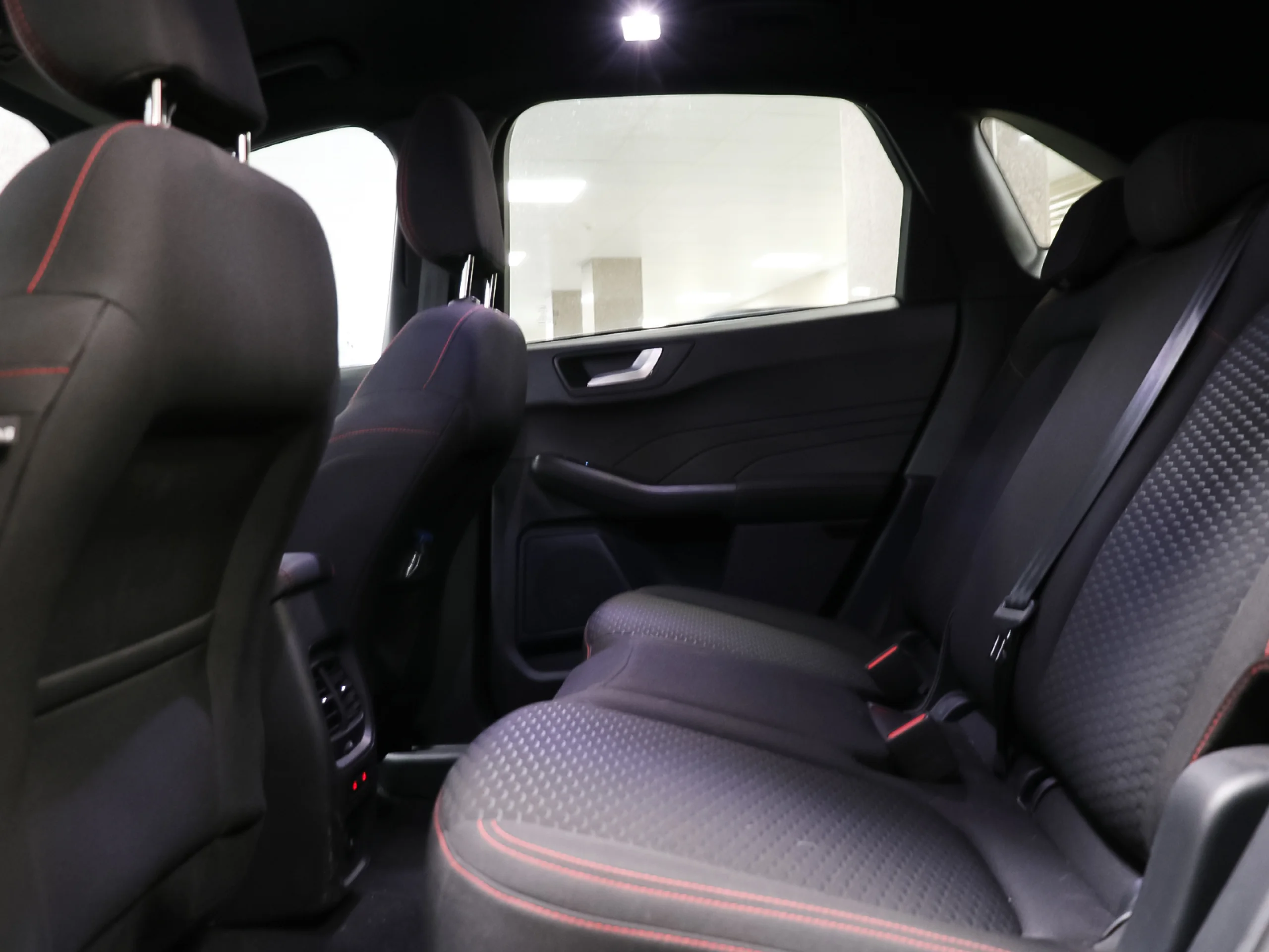 Ford Kuga 2.5 Duratec PHEV ST-Line Auto 178 kW (243 CV) - Foto 7