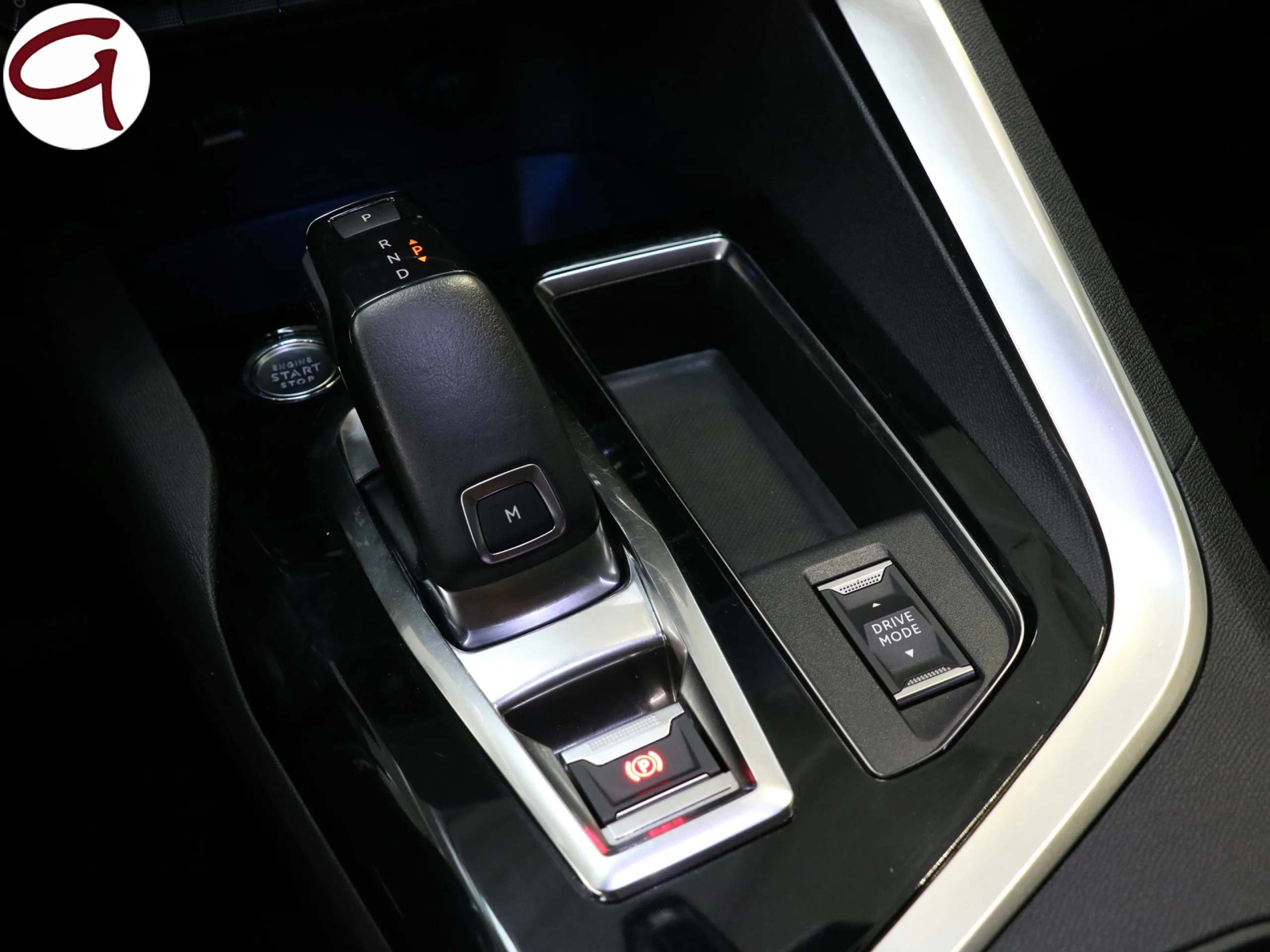 Peugeot 3008 Hybrid 225 Allure Pack e-EAT8 165 kW (225 CV) - Foto 25