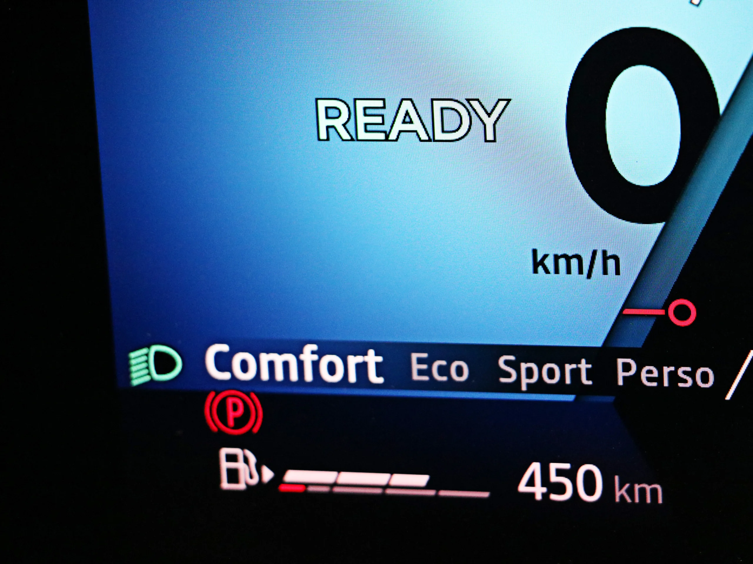 Renault Espace Techno E-Tech full hybrid 147 kW (200 CV) - Foto 38