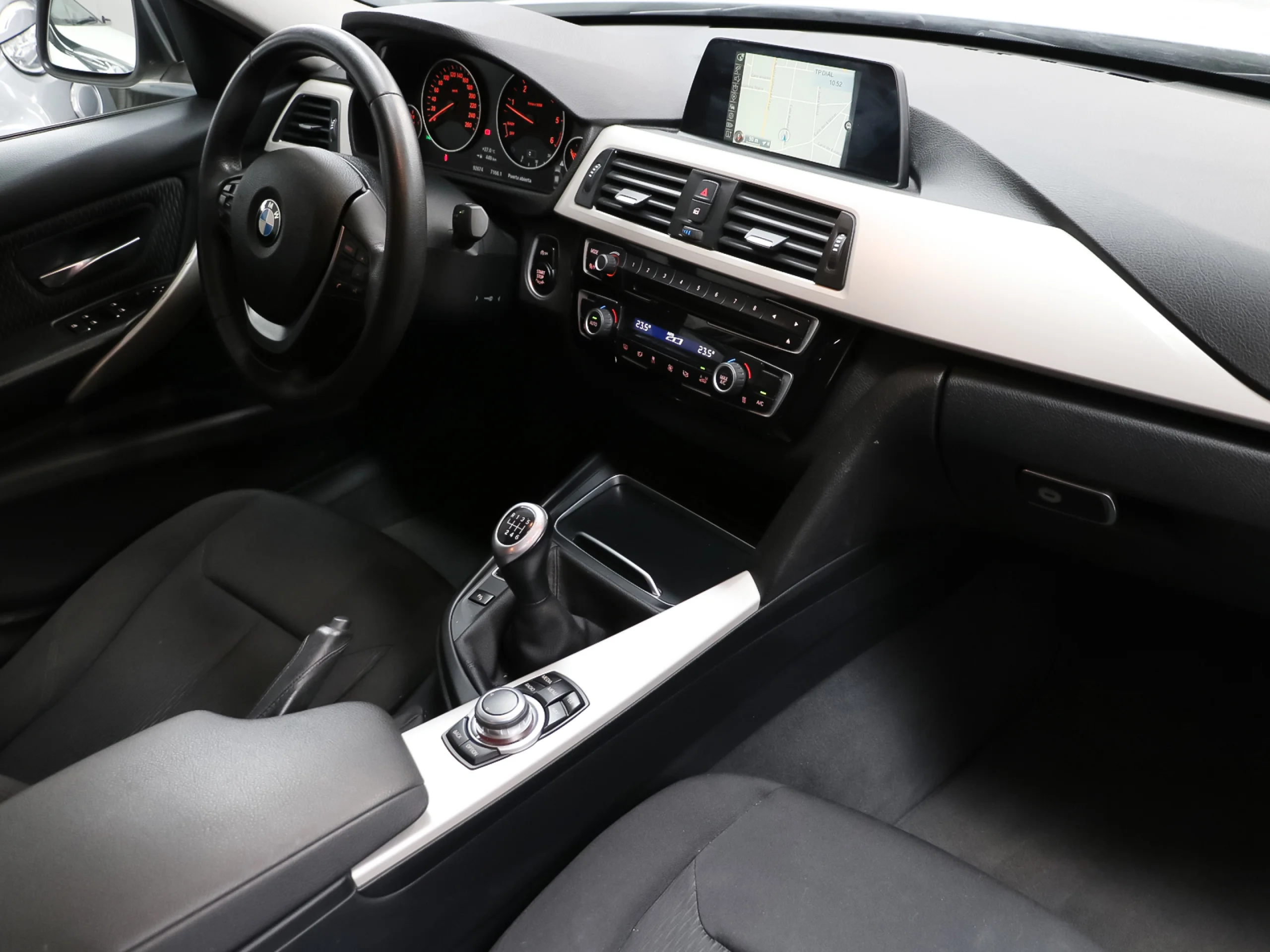 BMW Serie 3 318d 110 kW (150 CV) - Foto 4
