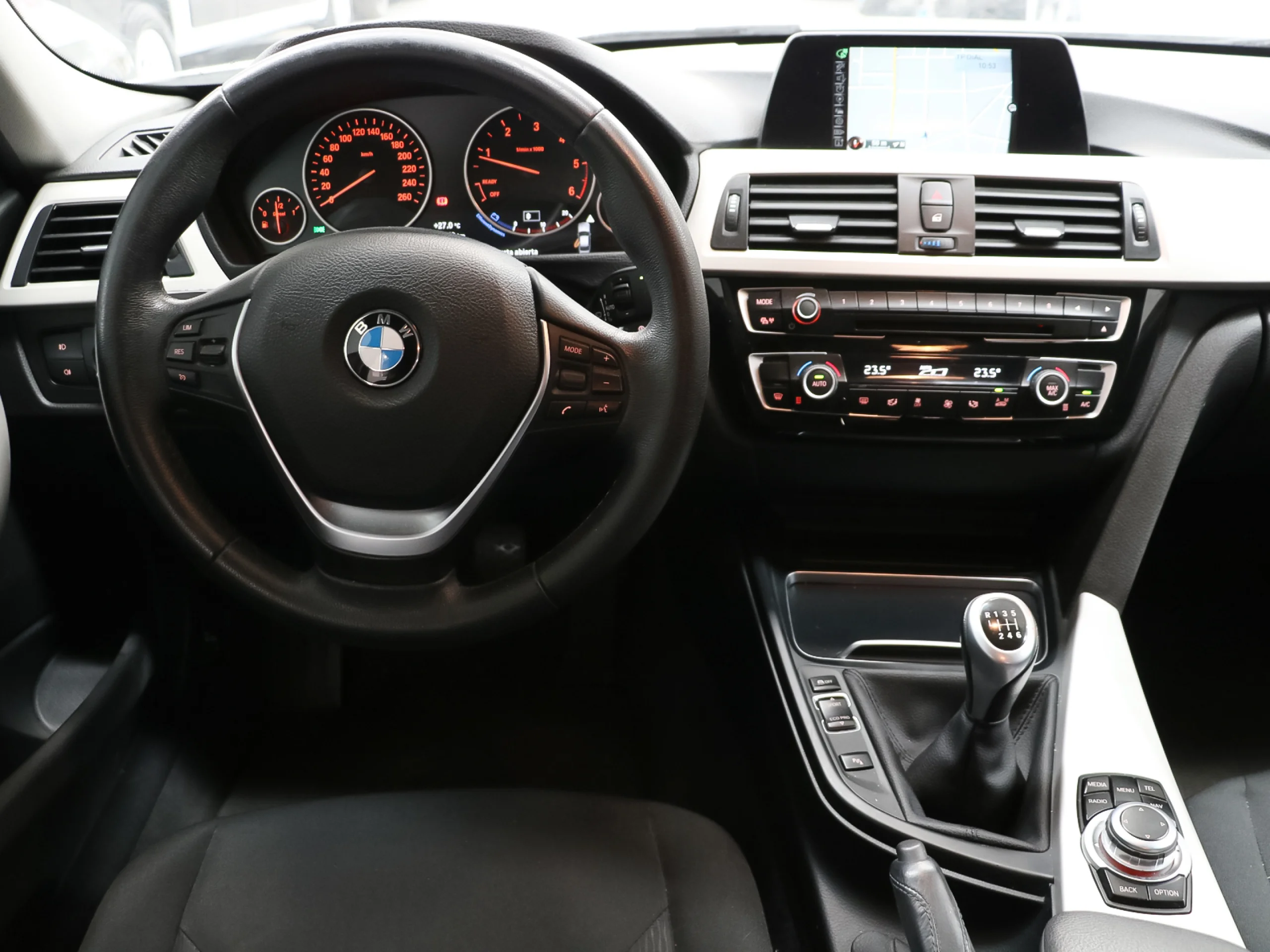 BMW Serie 3 318d 110 kW (150 CV) - Foto 9