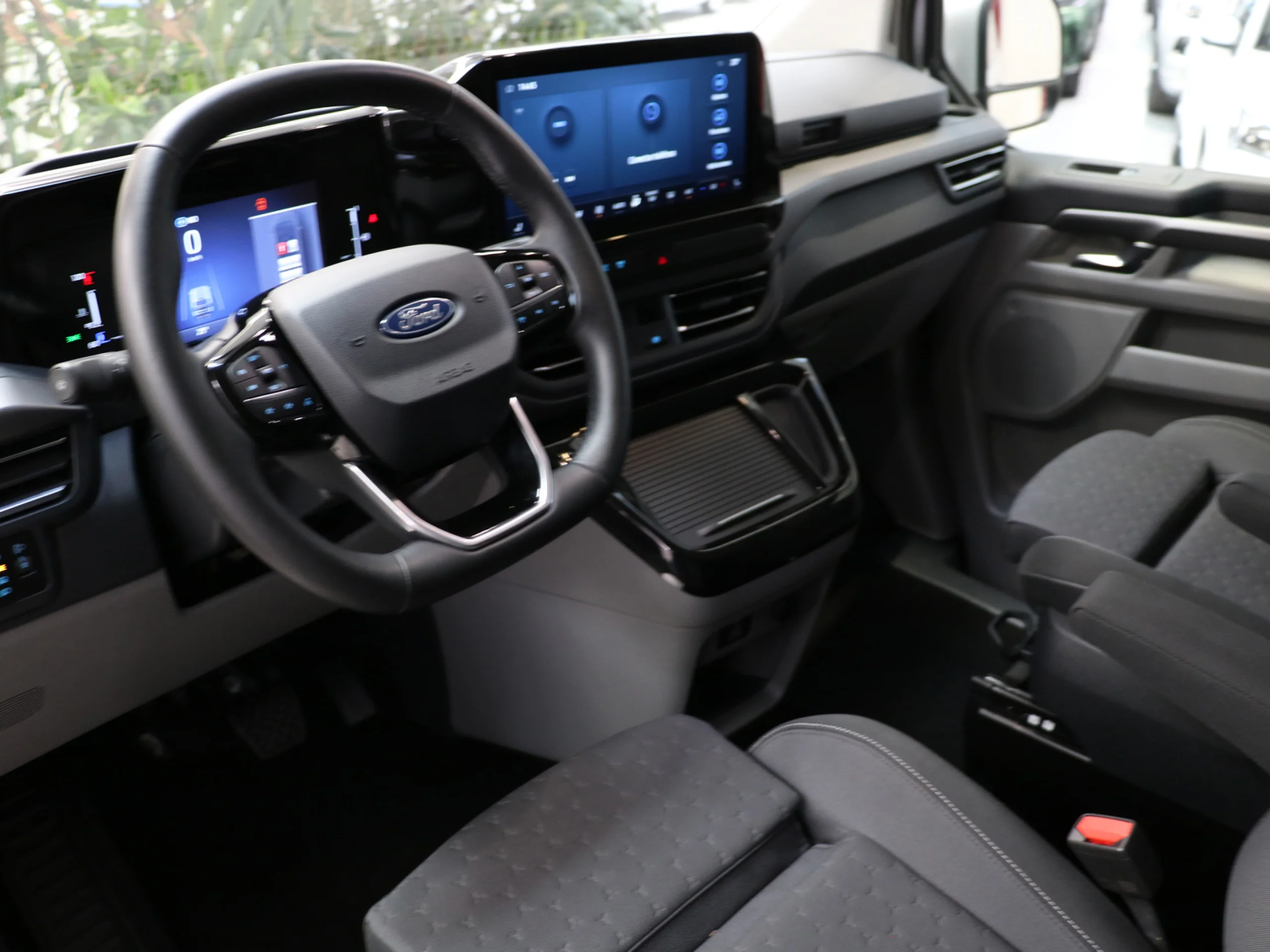 Ford Tourneo Custom 2.0 Ecoblue L1 Titanium Auto 125 kW (170 CV) - Foto 4