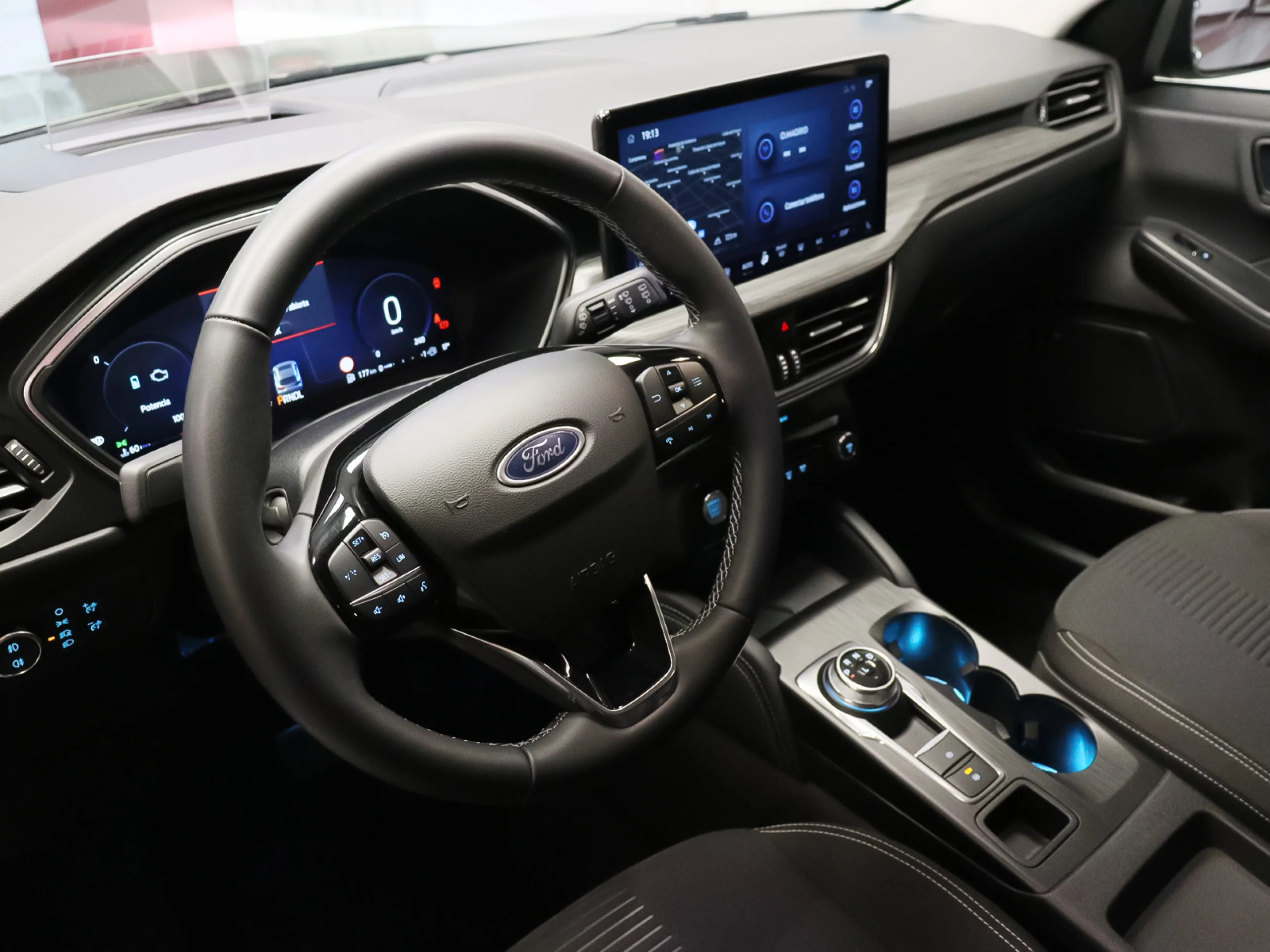 Ford Kuga 2.5 Duratec PHEV Active X 178 kW (243 CV) - Foto 2