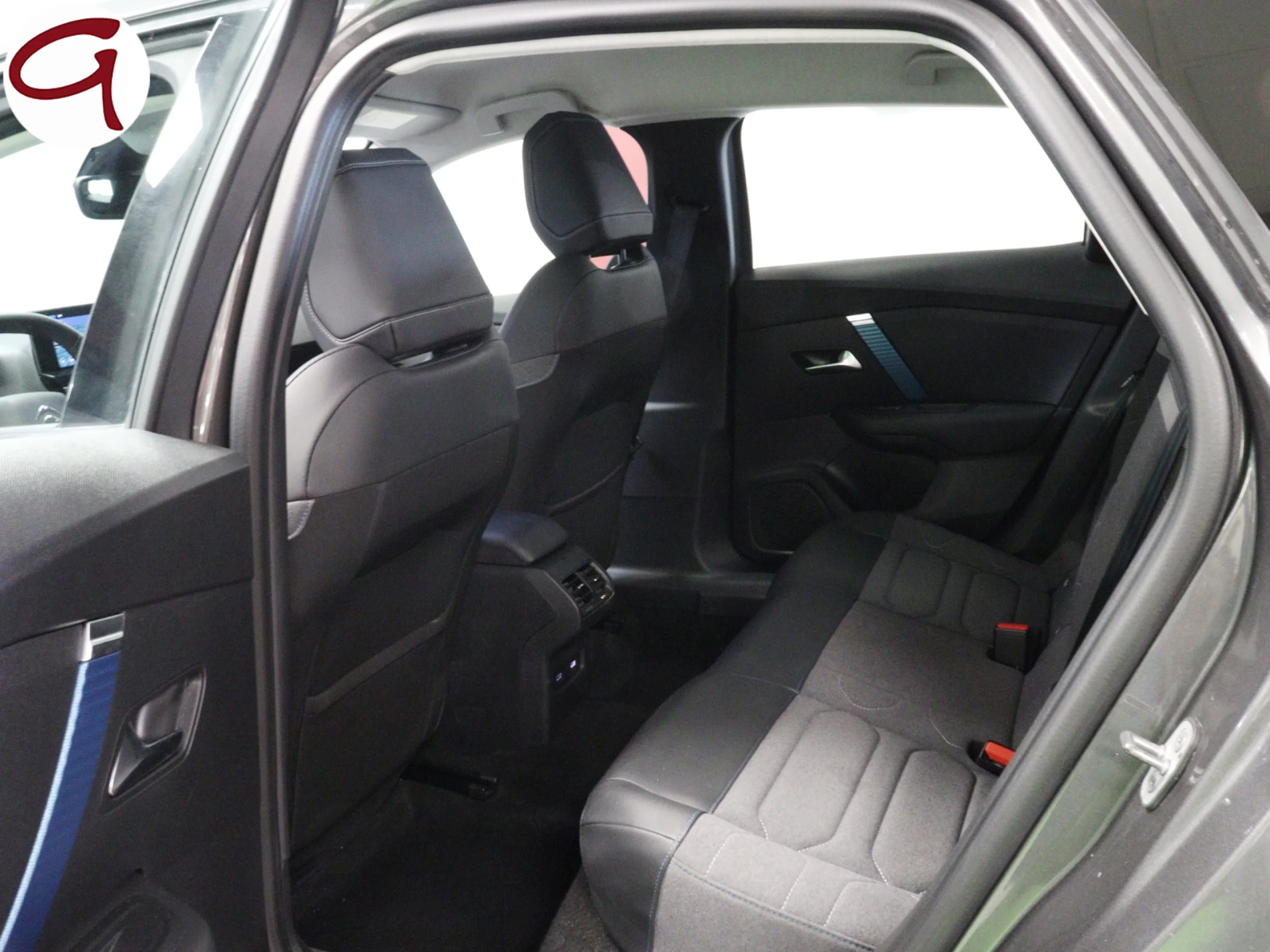 Citroen ë-C4 100kW Electrico C-Series 100 kW (136 CV) - Foto 6