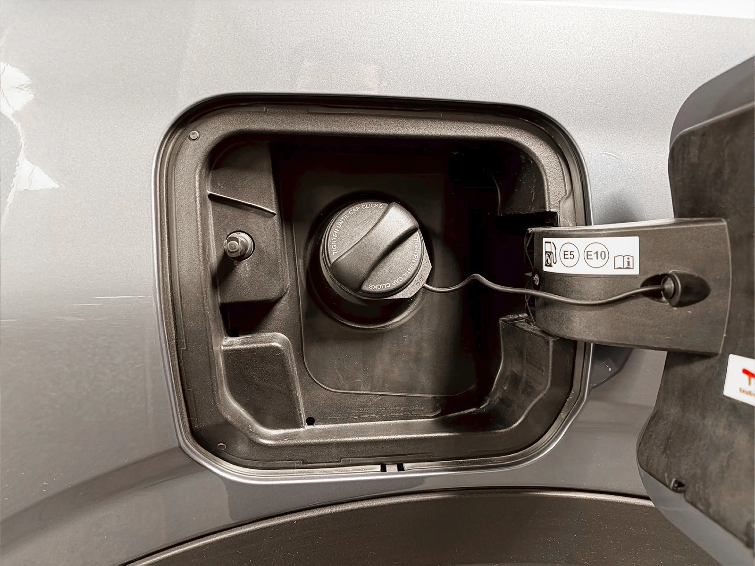 Peugeot 5008 Hybrid 1.2 GT eDCS6 100 kW (136 CV) - Foto 46