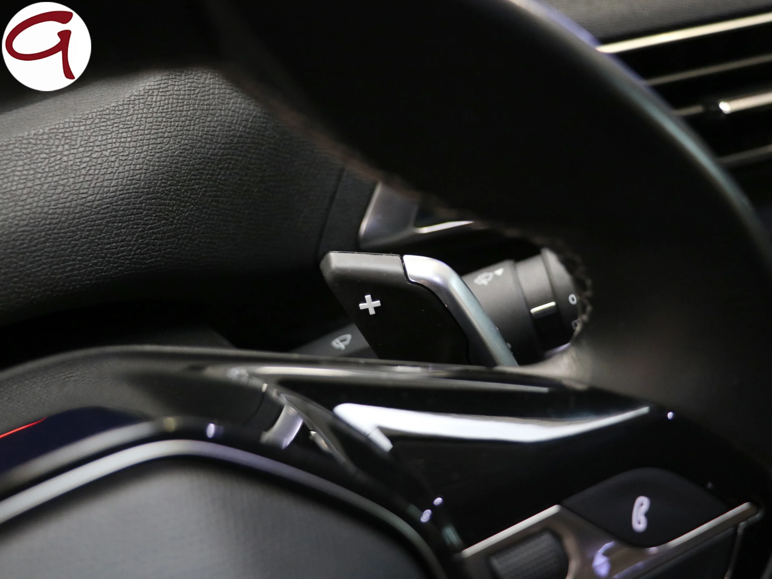 Peugeot 3008 BlueHDI 130 S&S Allure EAT8 96 kW (130 CV) - Foto 26