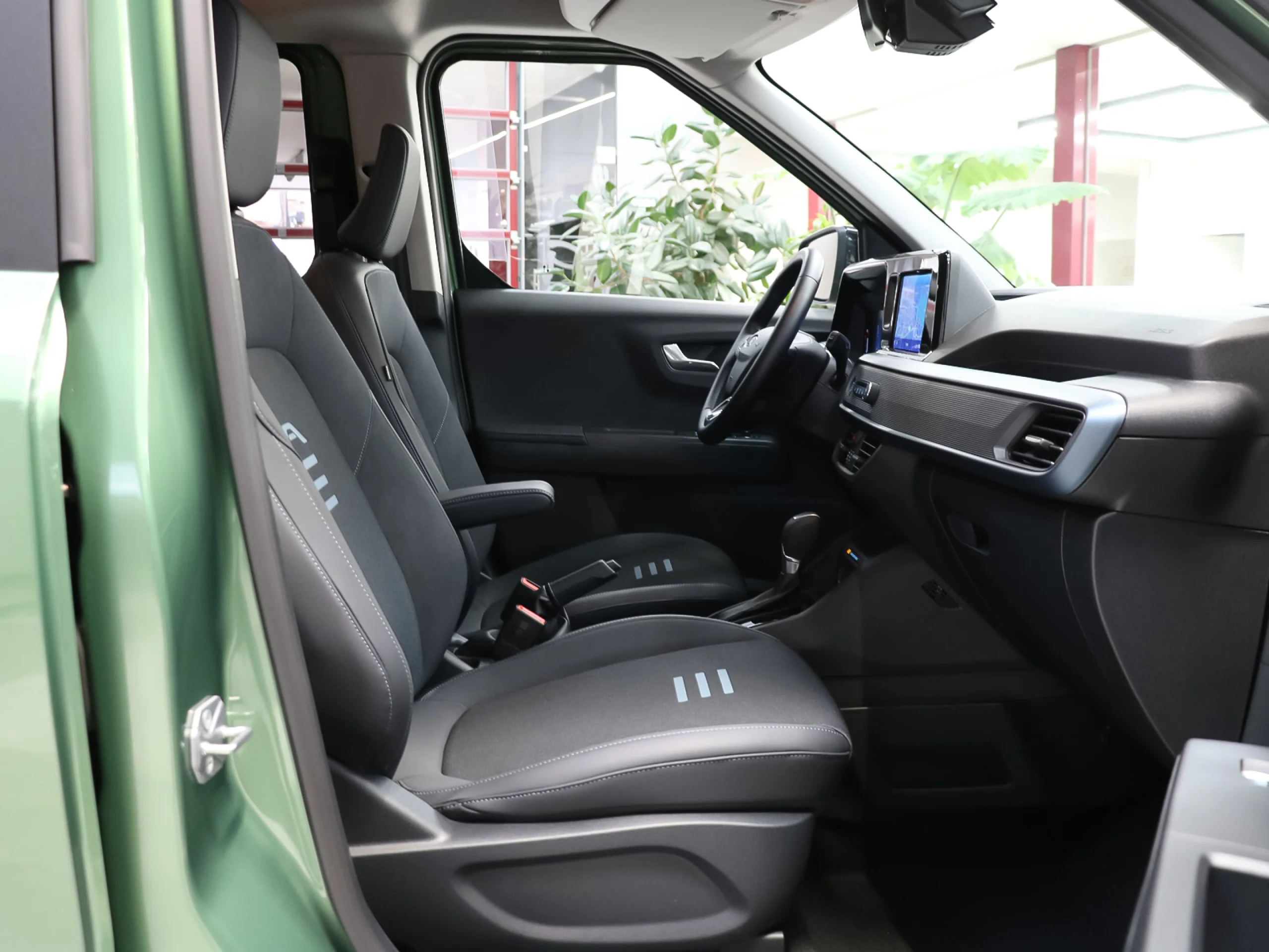 Ford Tourneo Courier 1.0 Ecoboost Active 92 kW (125 CV) - Foto 6