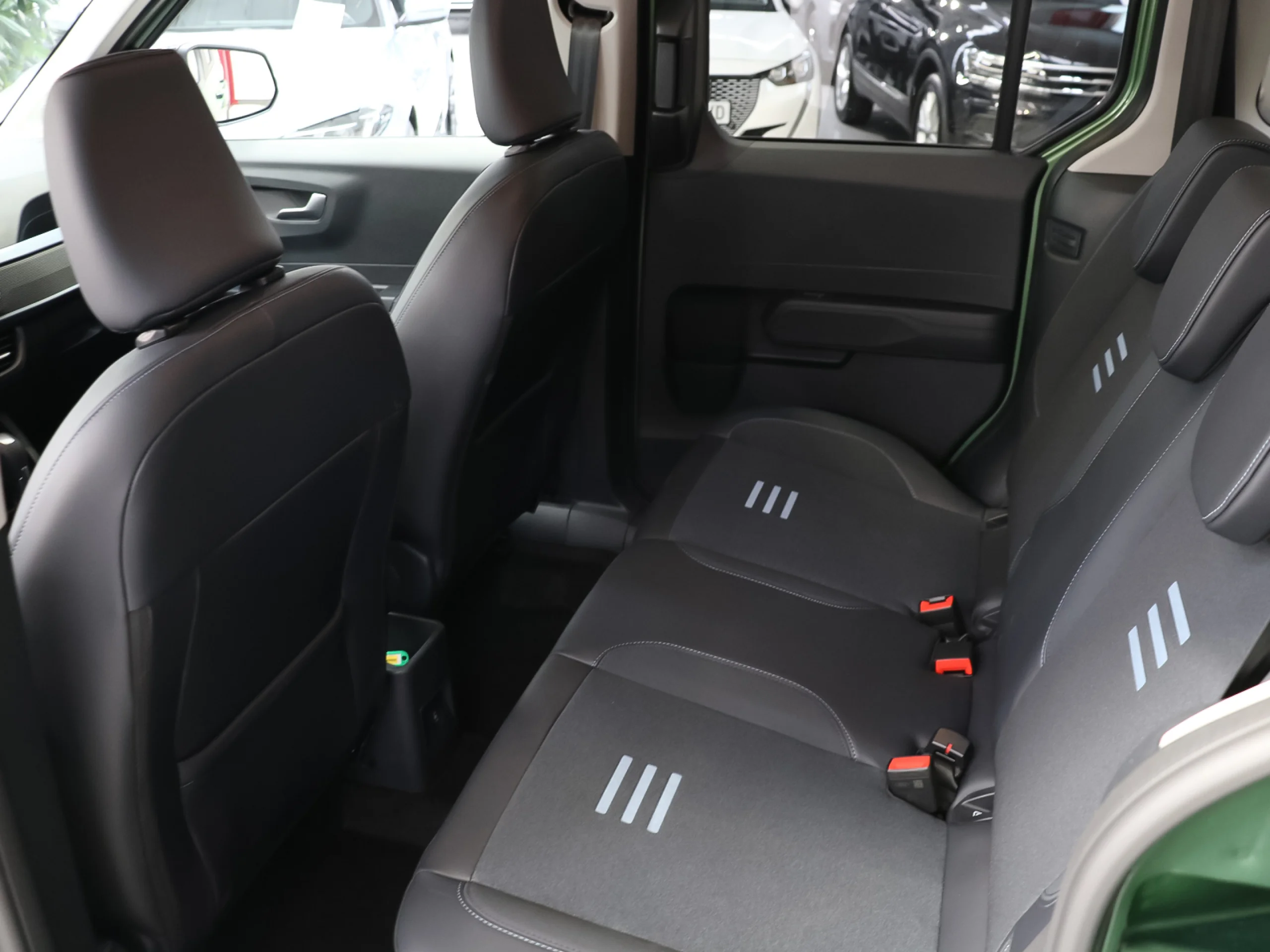 Ford Tourneo Courier 1.0 Ecoboost Active 92 kW (125 CV) - Foto 11