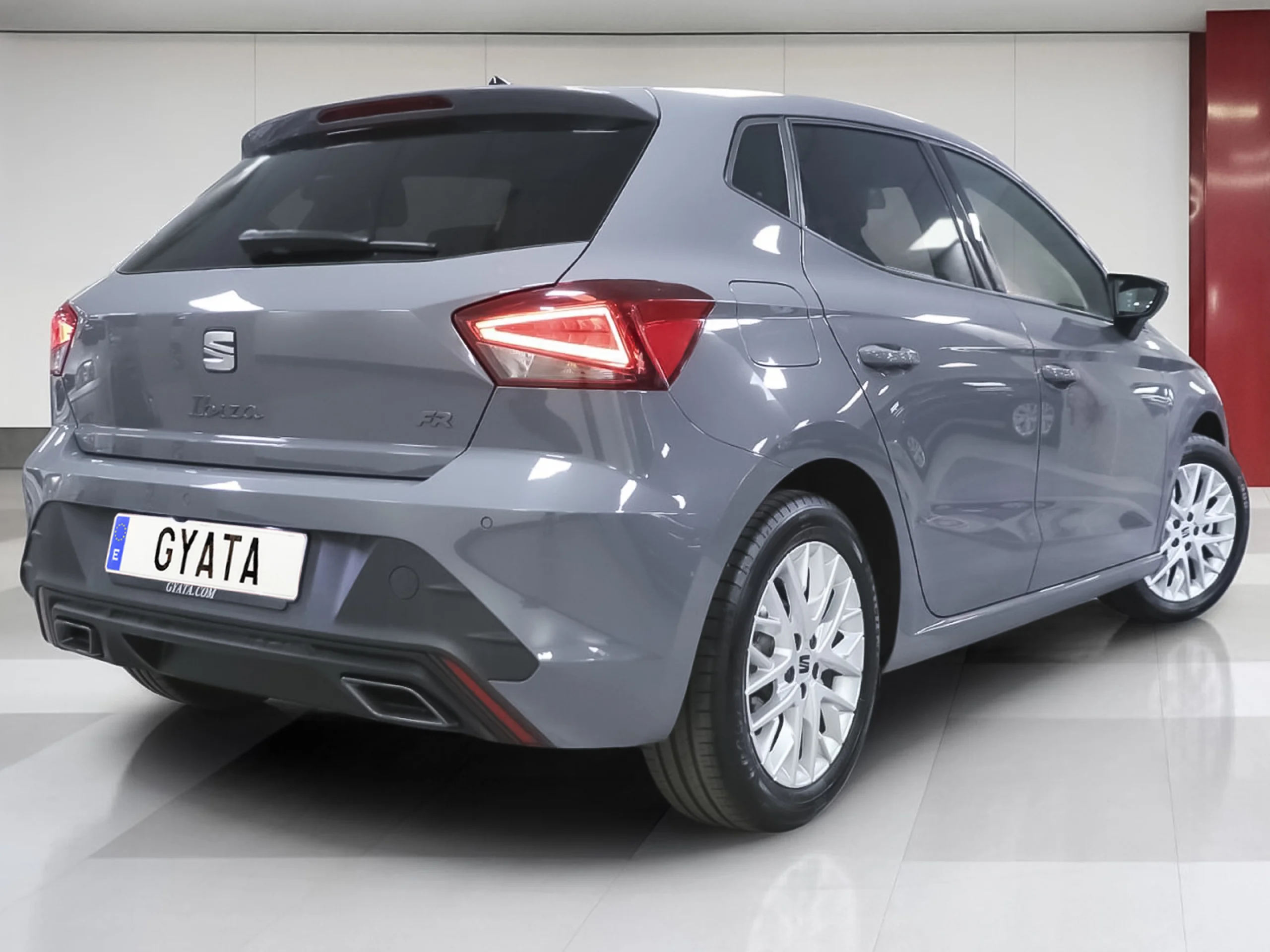 SEAT Ibiza 1.0 TSI FR Plus 85 kW (115 CV) - Foto 2