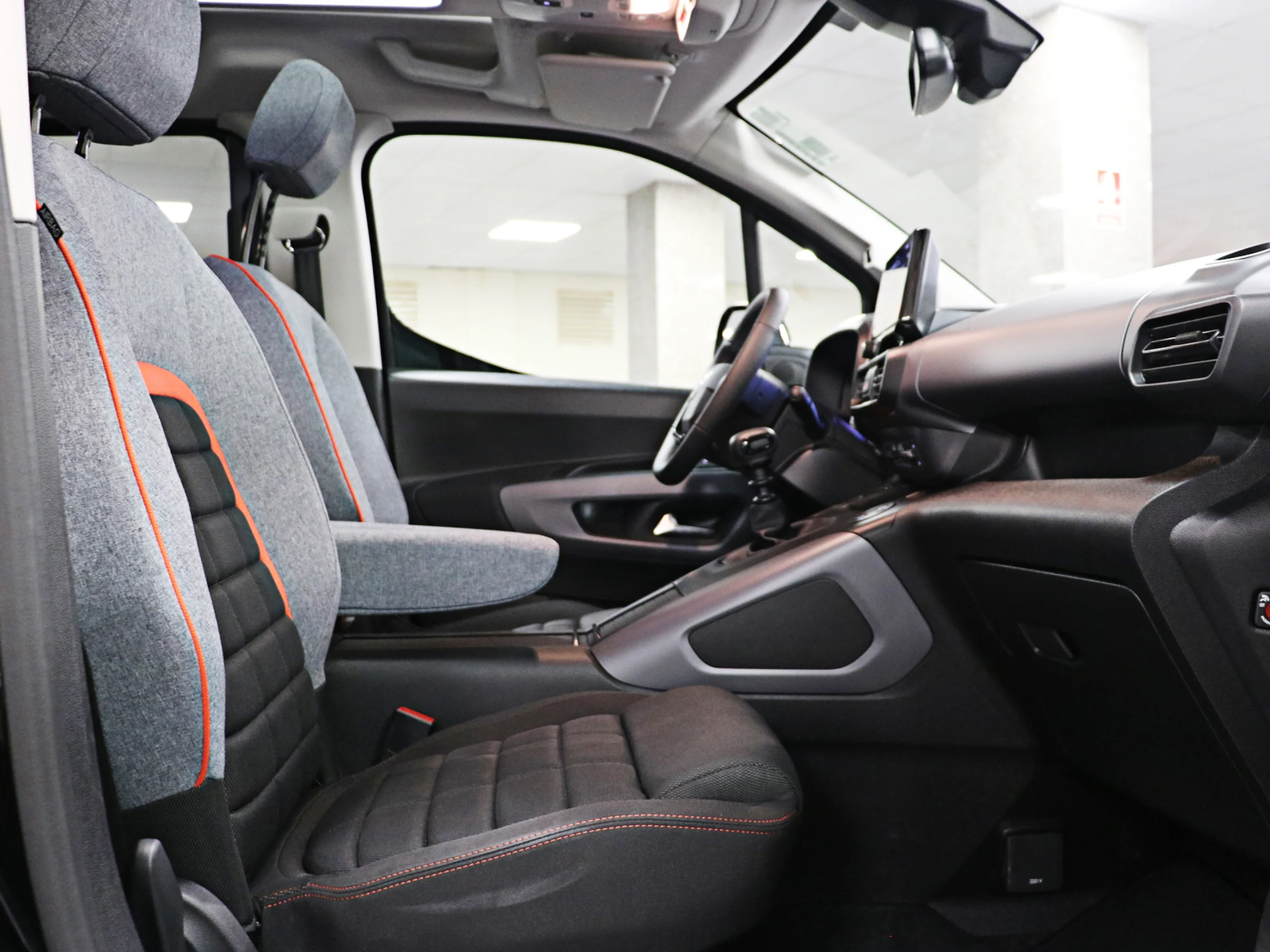 Citroen Berlingo Diésel 100 M Max 75 kW (100 CV) - Foto 6