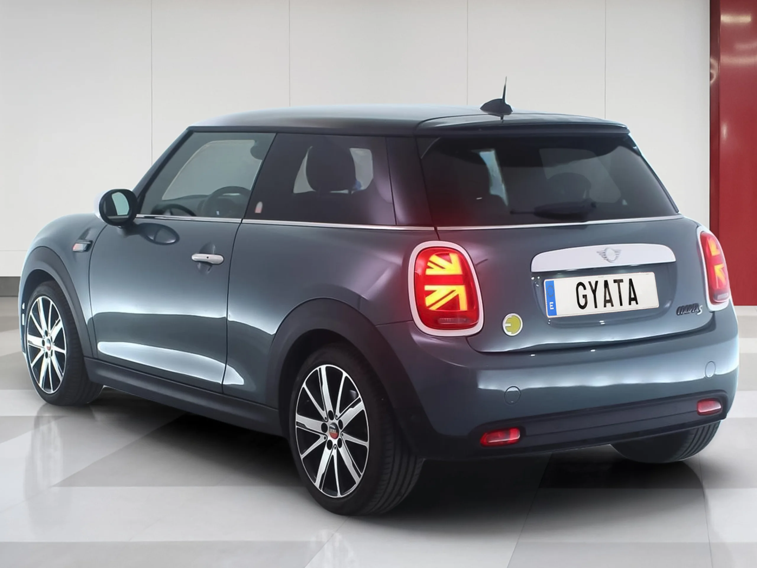 MINI Cooper SE 135 kW (184 CV) - Foto 2