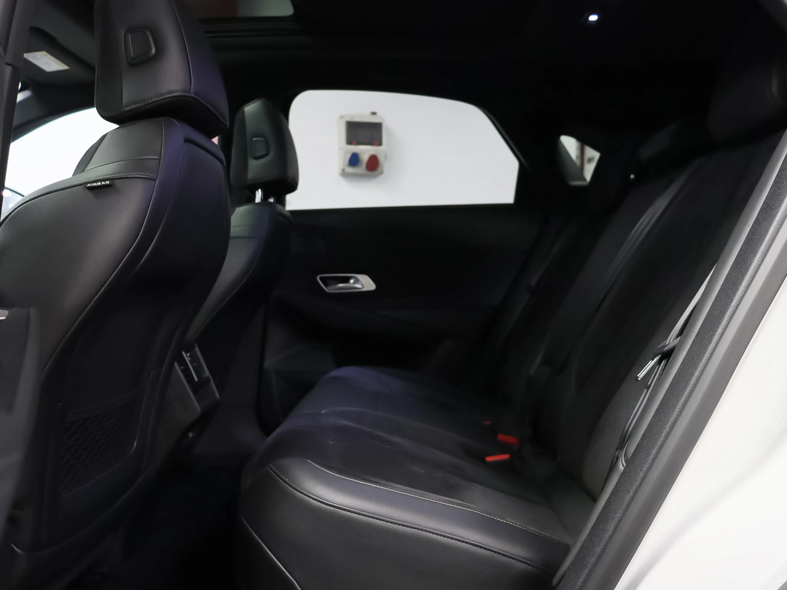 DS DS7 Crossback E-Tense 225 Ligne Noire Auto 165 kW (225 CV) - Foto 9