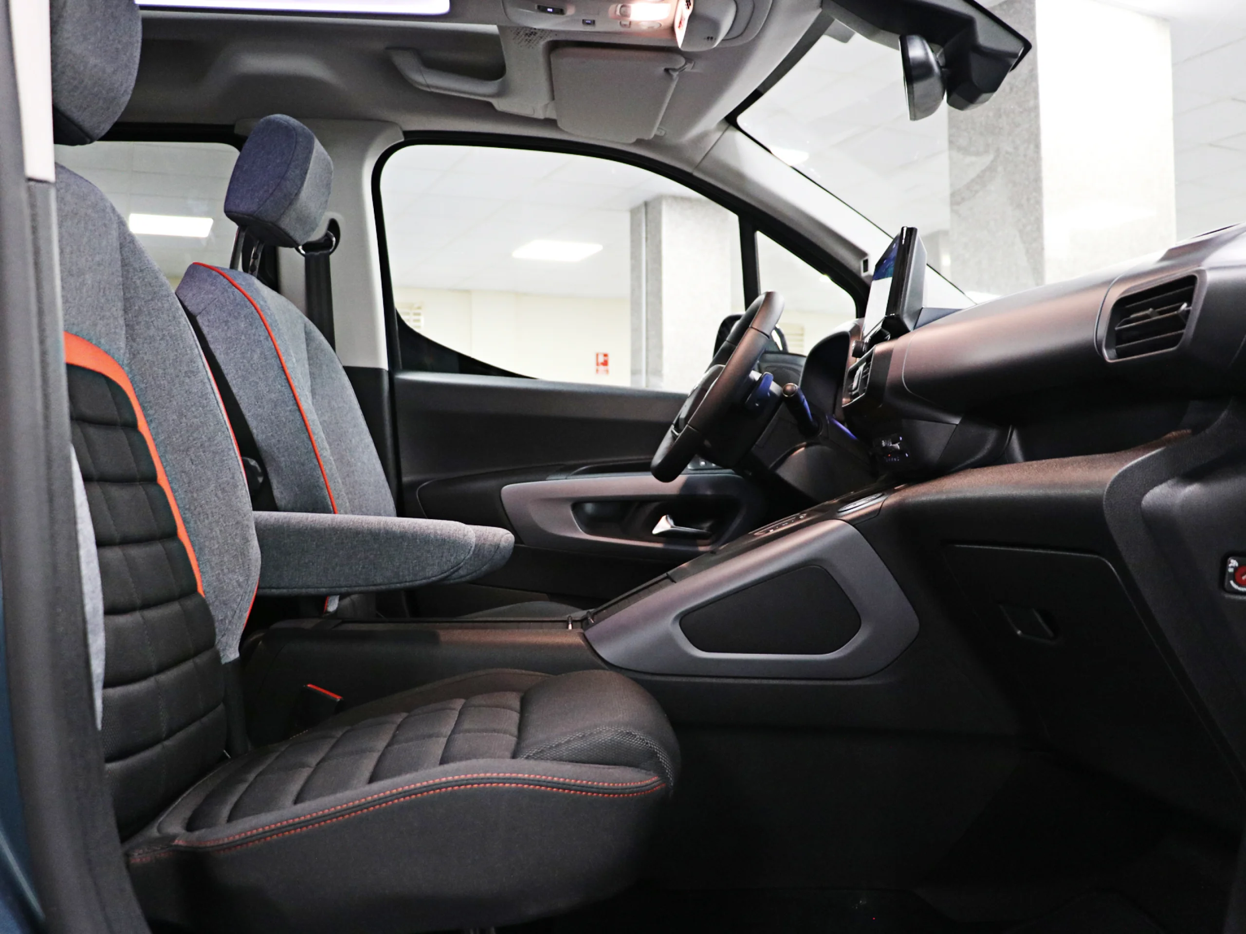 Citroen Berlingo BlueHDi 130 S&S Talla M Max Auto 96 kW (130 CV) - Foto 5