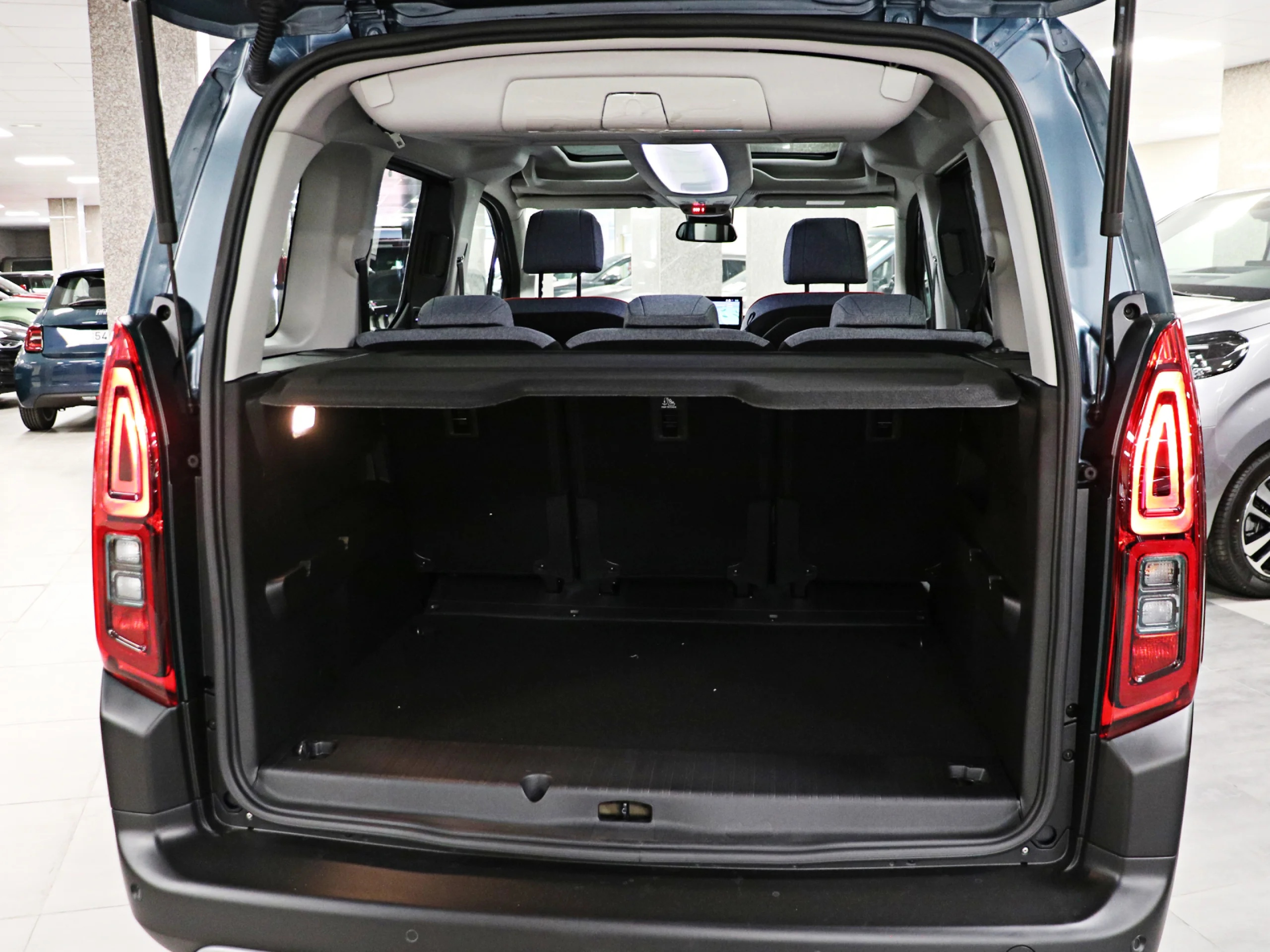 Citroen Berlingo BlueHDi 130 S&S Talla M Max Auto 96 kW (130 CV) - Foto 39