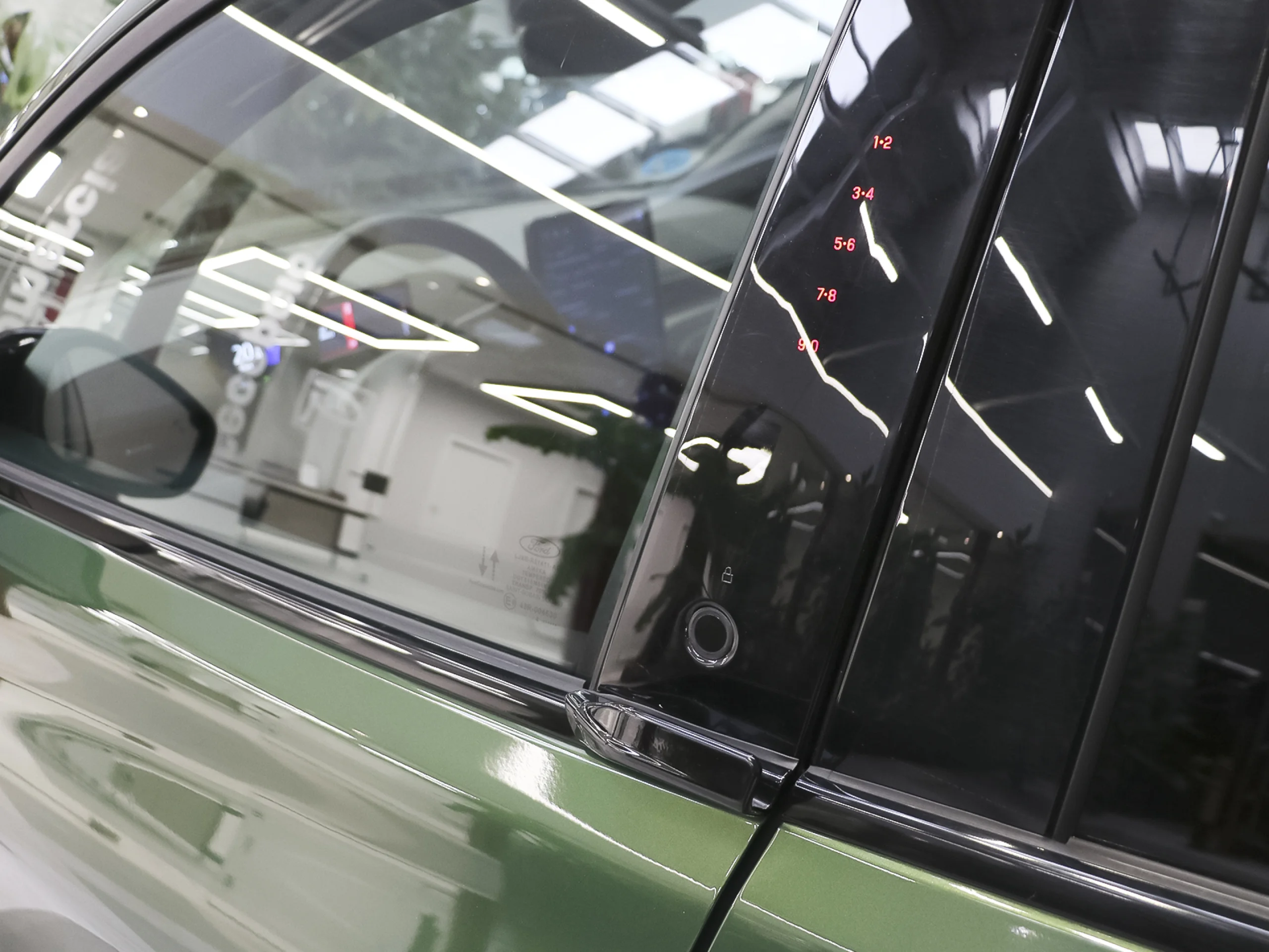 Ford Mustang Mach-E Premium AWD Rango Extendido 272 kW (370 CV) - Foto 18