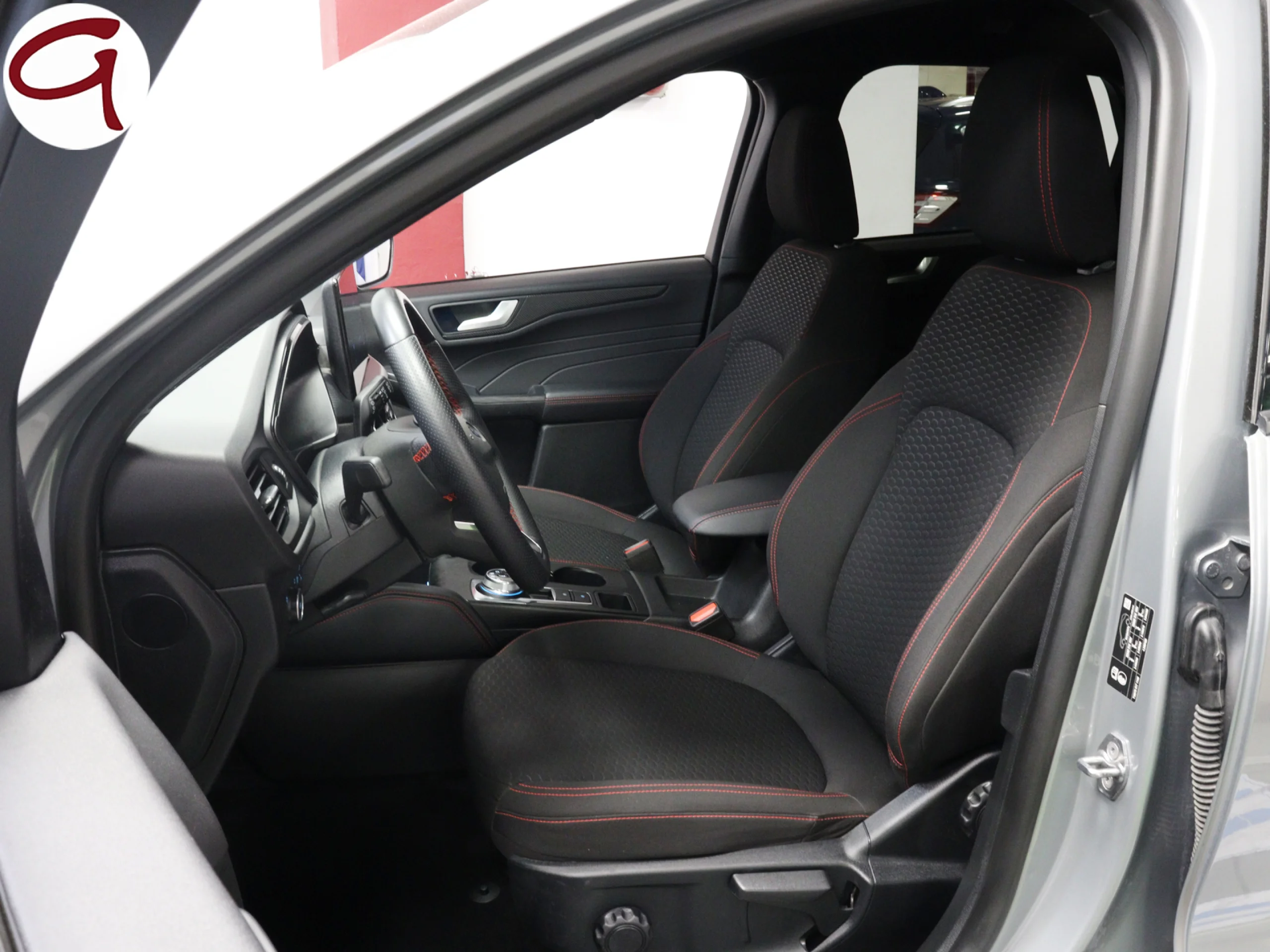 Ford Kuga 2.5 Duratec PHEV ST-Line Auto 178 kW (243 CV) - Foto 5